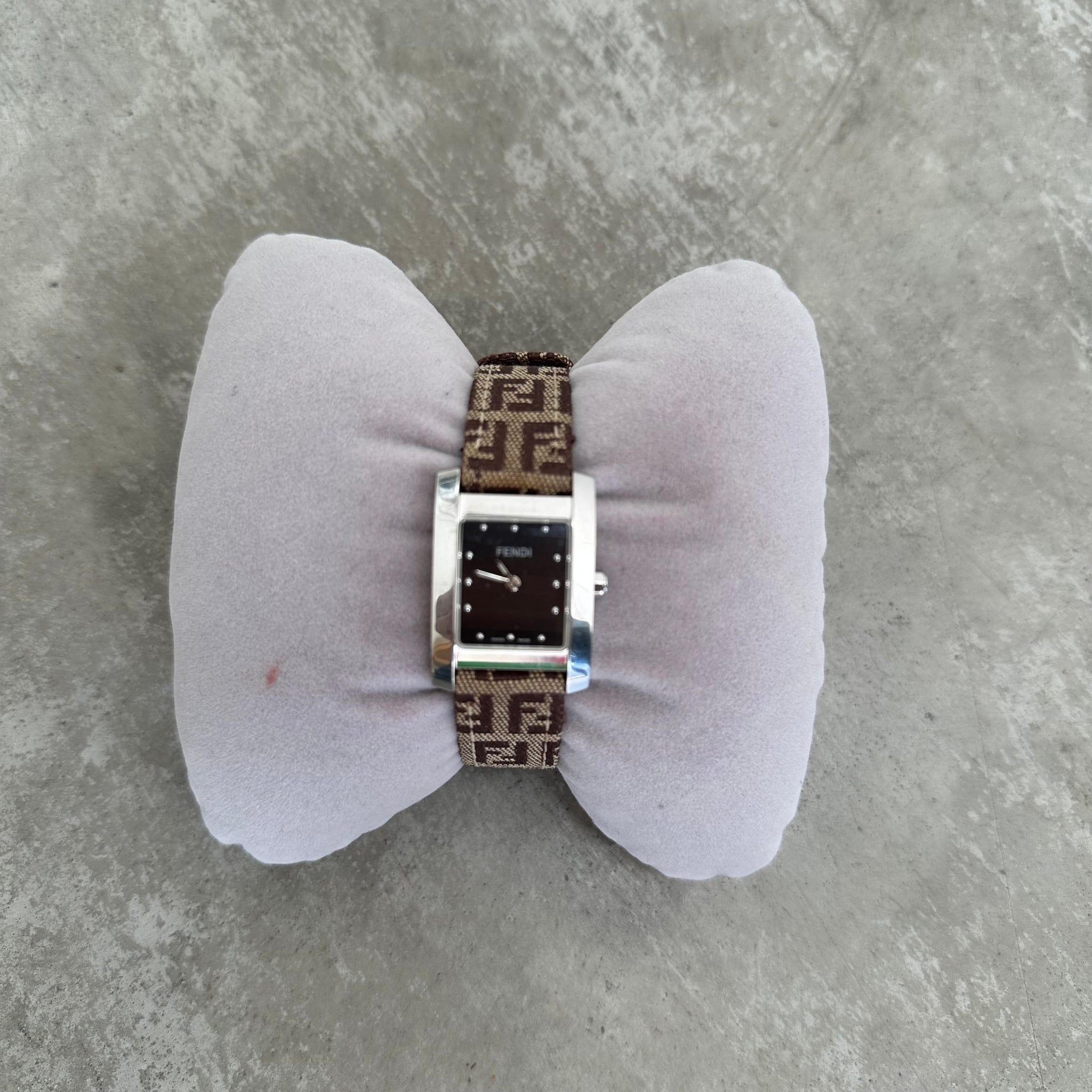 Fendi Zucca 7000G Black Diamond Dial Watch