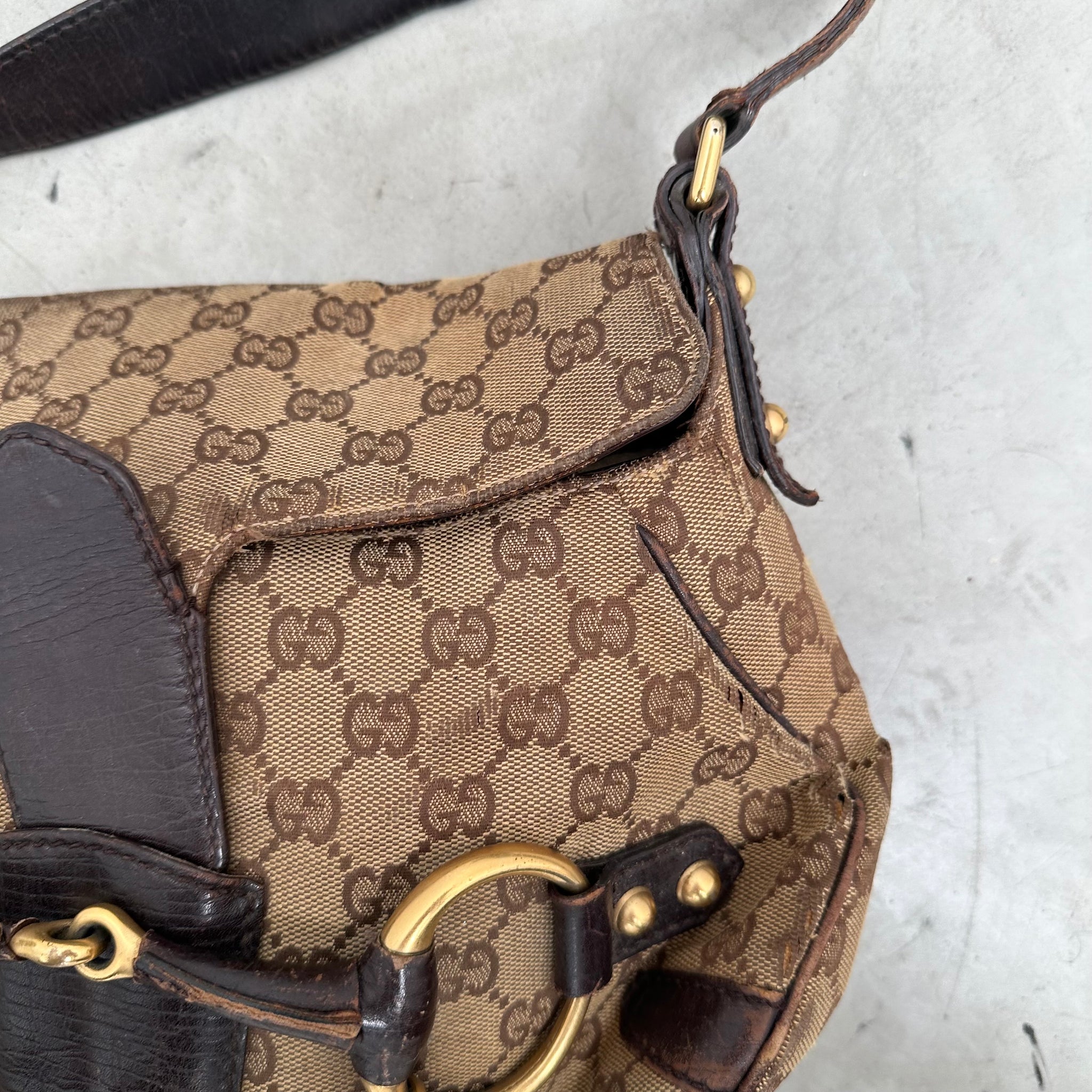 Gucci GG Horsebit Beige Shoulder Bag