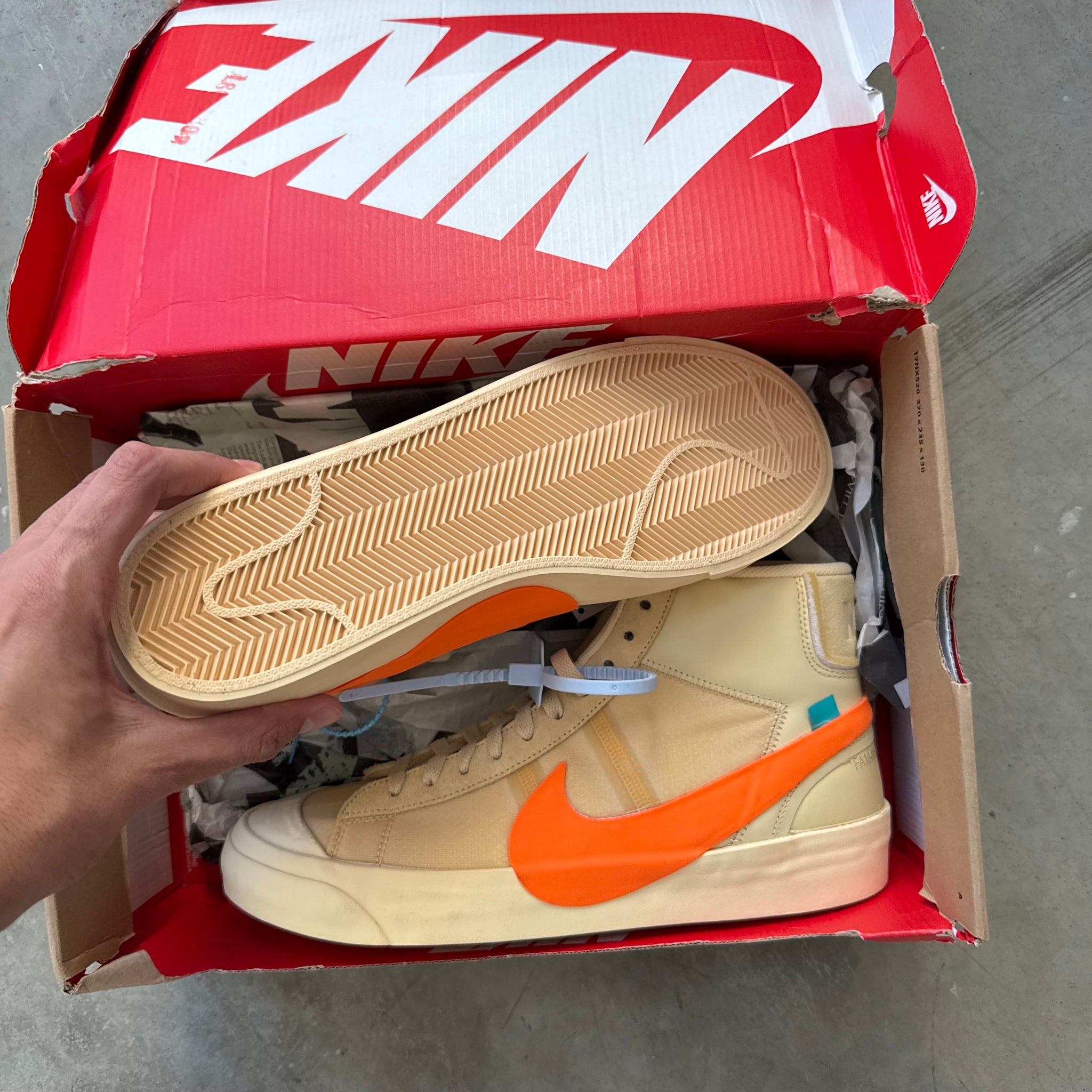 Nike Blazer Mid Off-White All Hallow's Eve (US11.5)