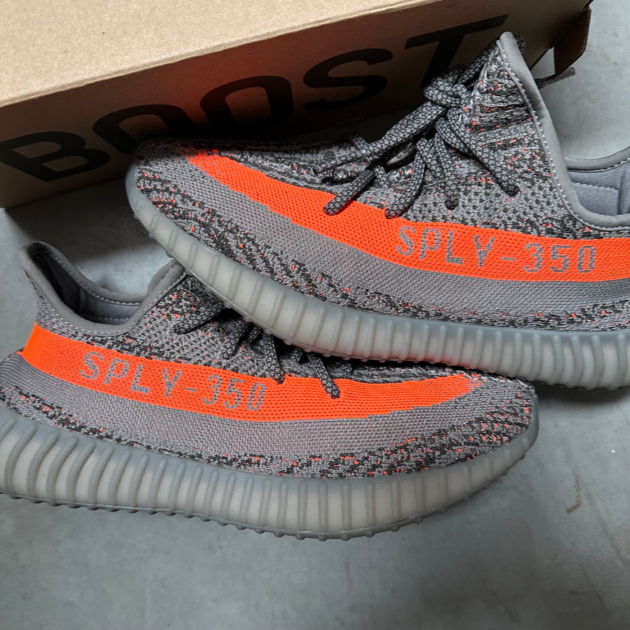 Adidas Yeezy Boost 350 V2 Beluga US8.5