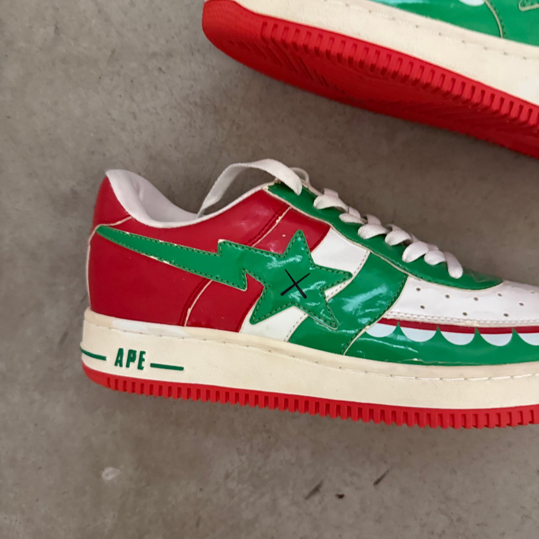 A Bathing Ape Bape Sta Low Kaws Chompers Red Green (US10)
