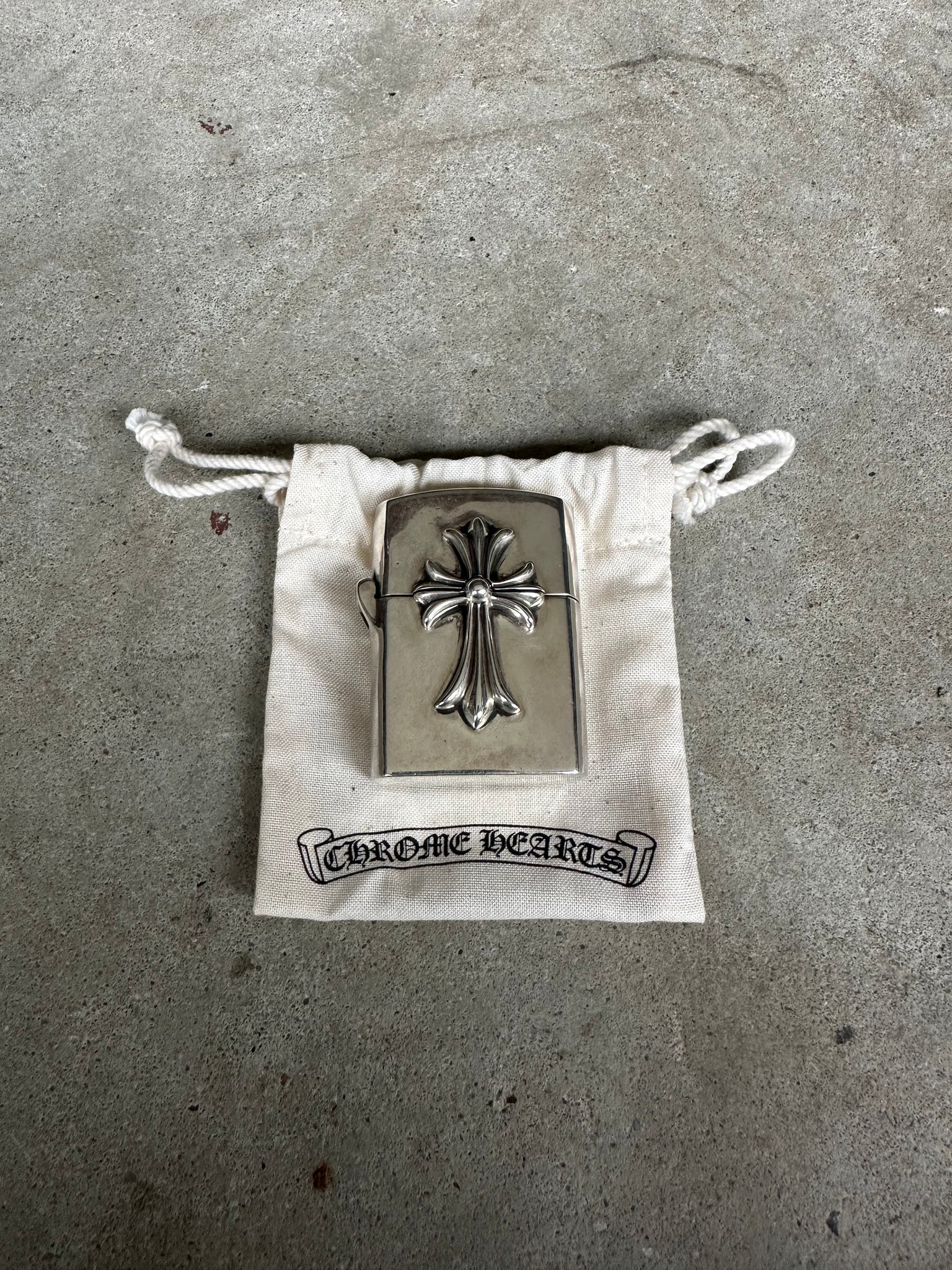 Chrome Hearts Cross Silver Zippo Lighter – Curated by Charbel