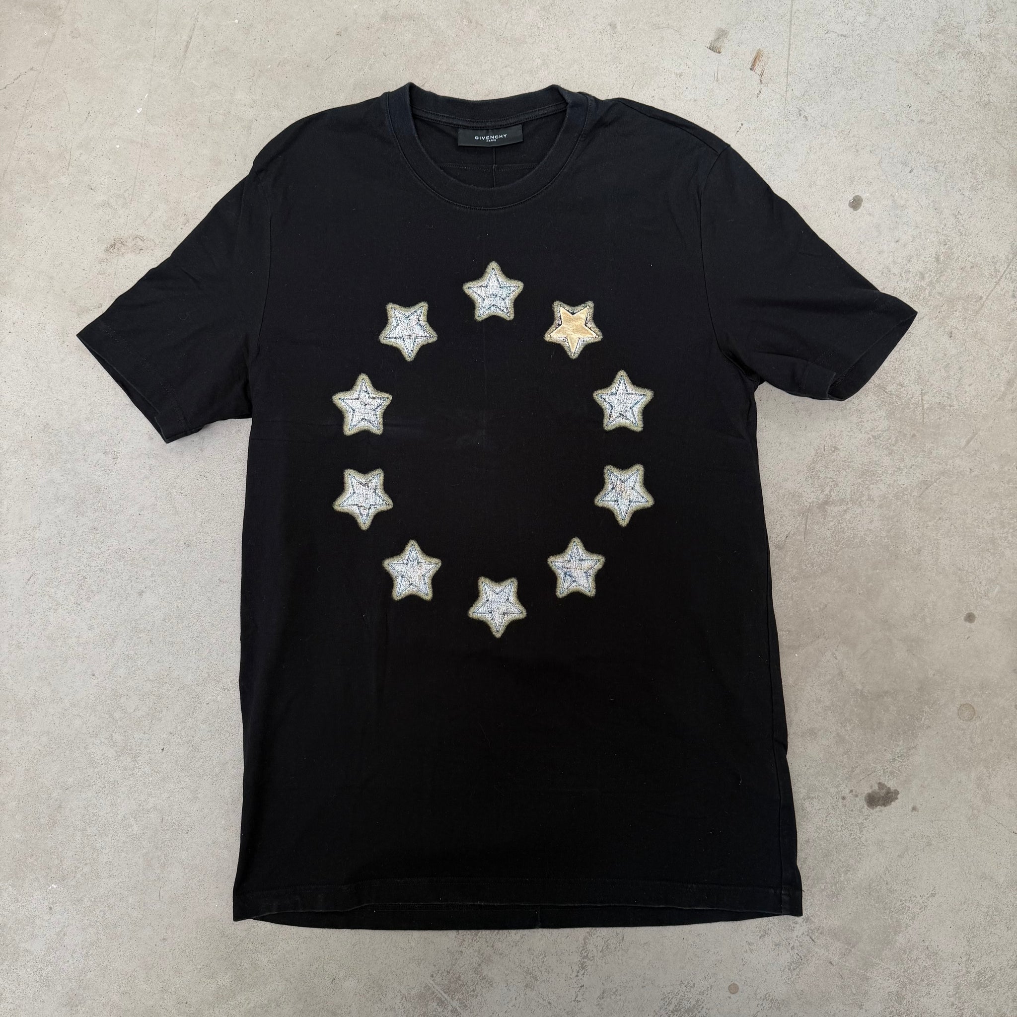 Givenchy All Over Star Print T Shirt Black (Size L)