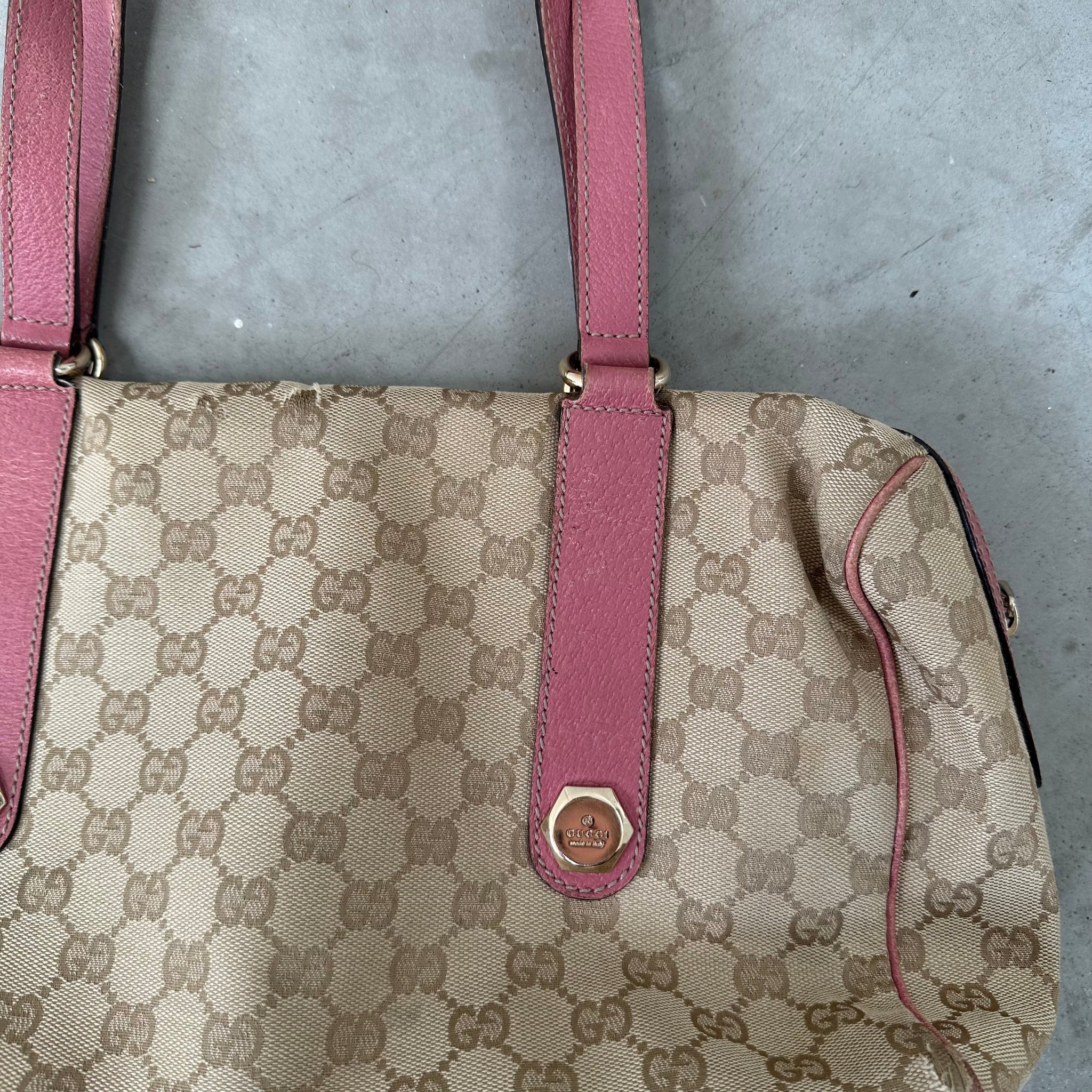 Gucci GG Print Charmy Handle Bag
