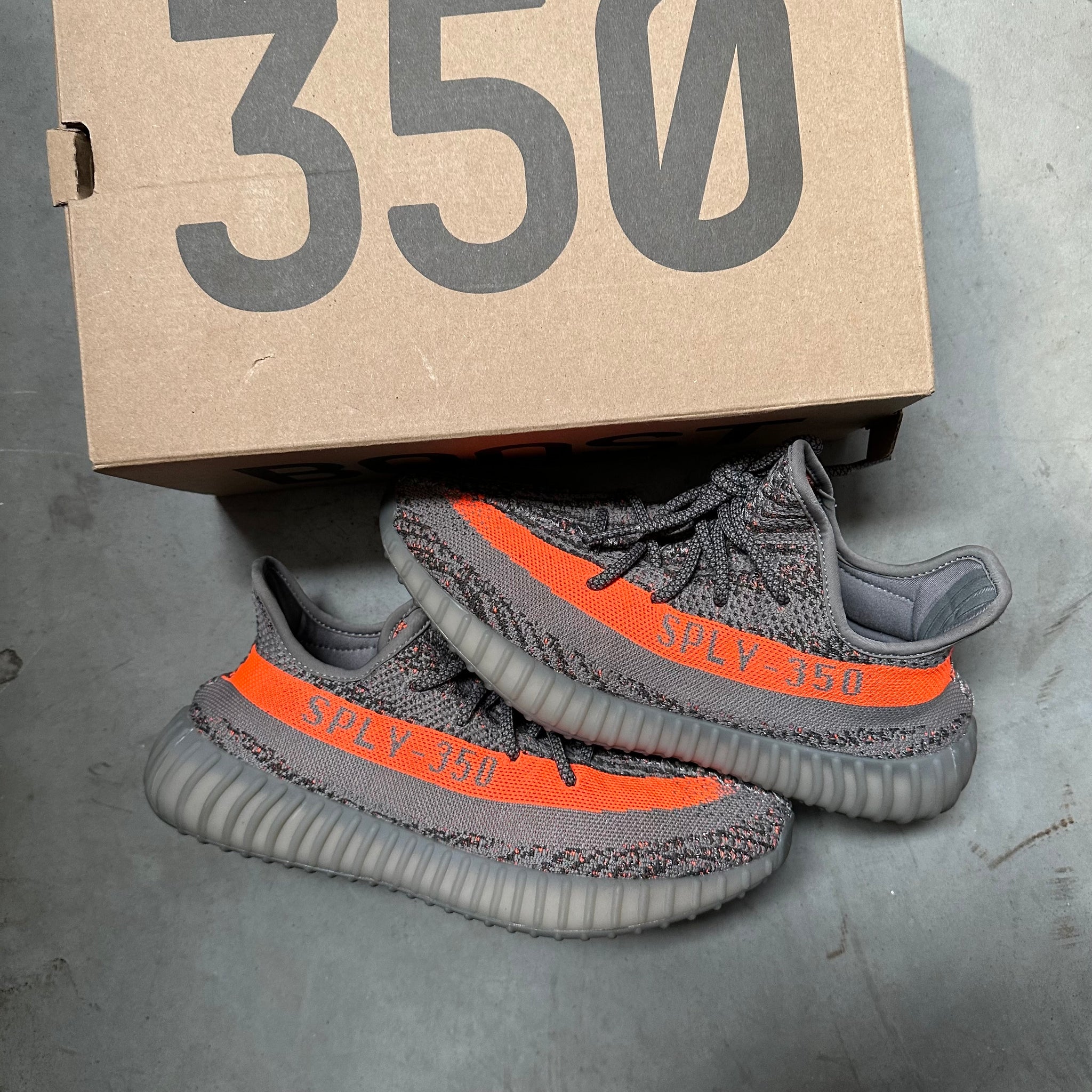 Adidas Yeezy Boost 350 V2 Beluga US8.5