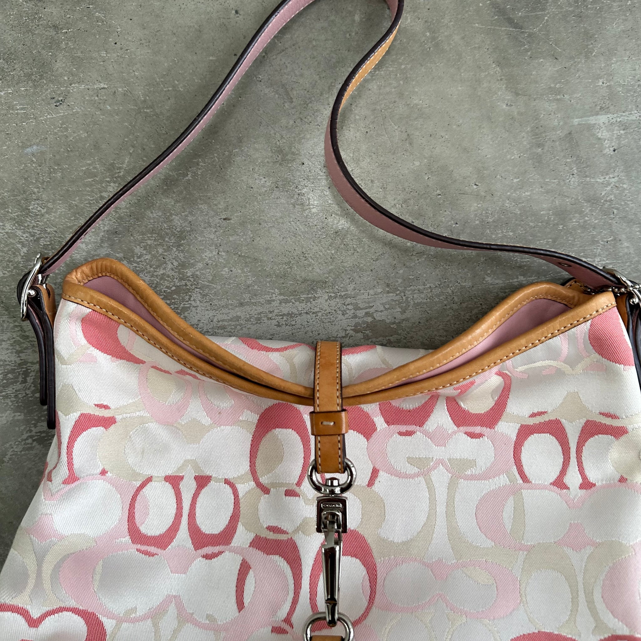 Coach Signature Clip ShoulderBag White/Pink