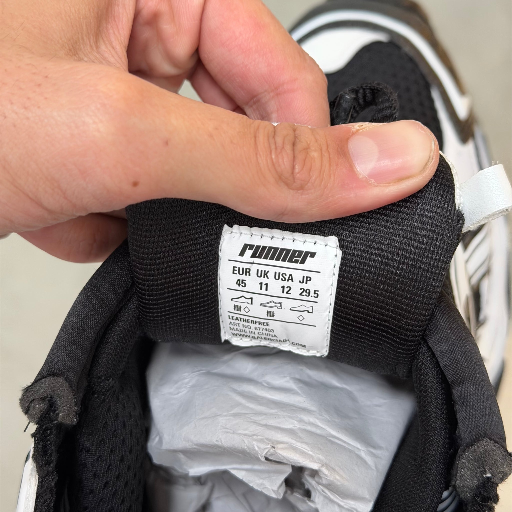 Balenciaga Black White Runner Sneaker (EU44/US11)