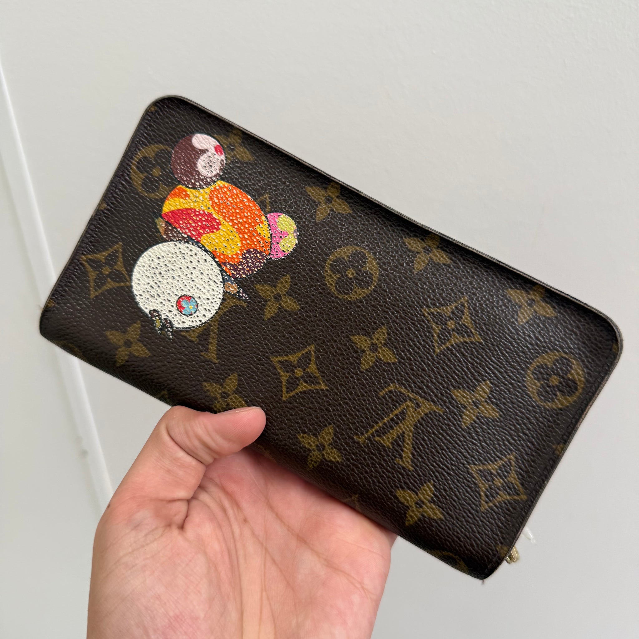 Louis Vuitton Murakami Panda Monogram Zippy Wallet