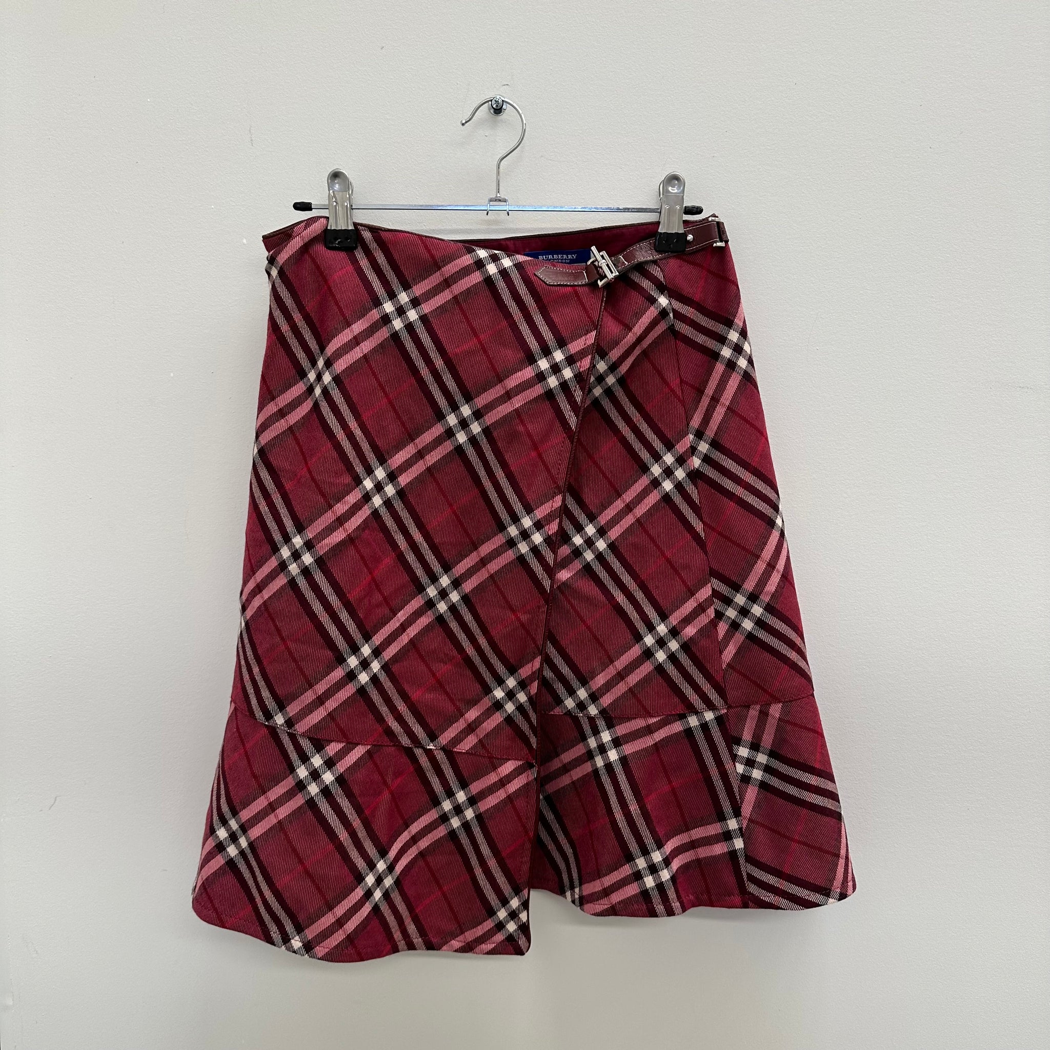 Burberry Vintage Check Red Print Skirt
