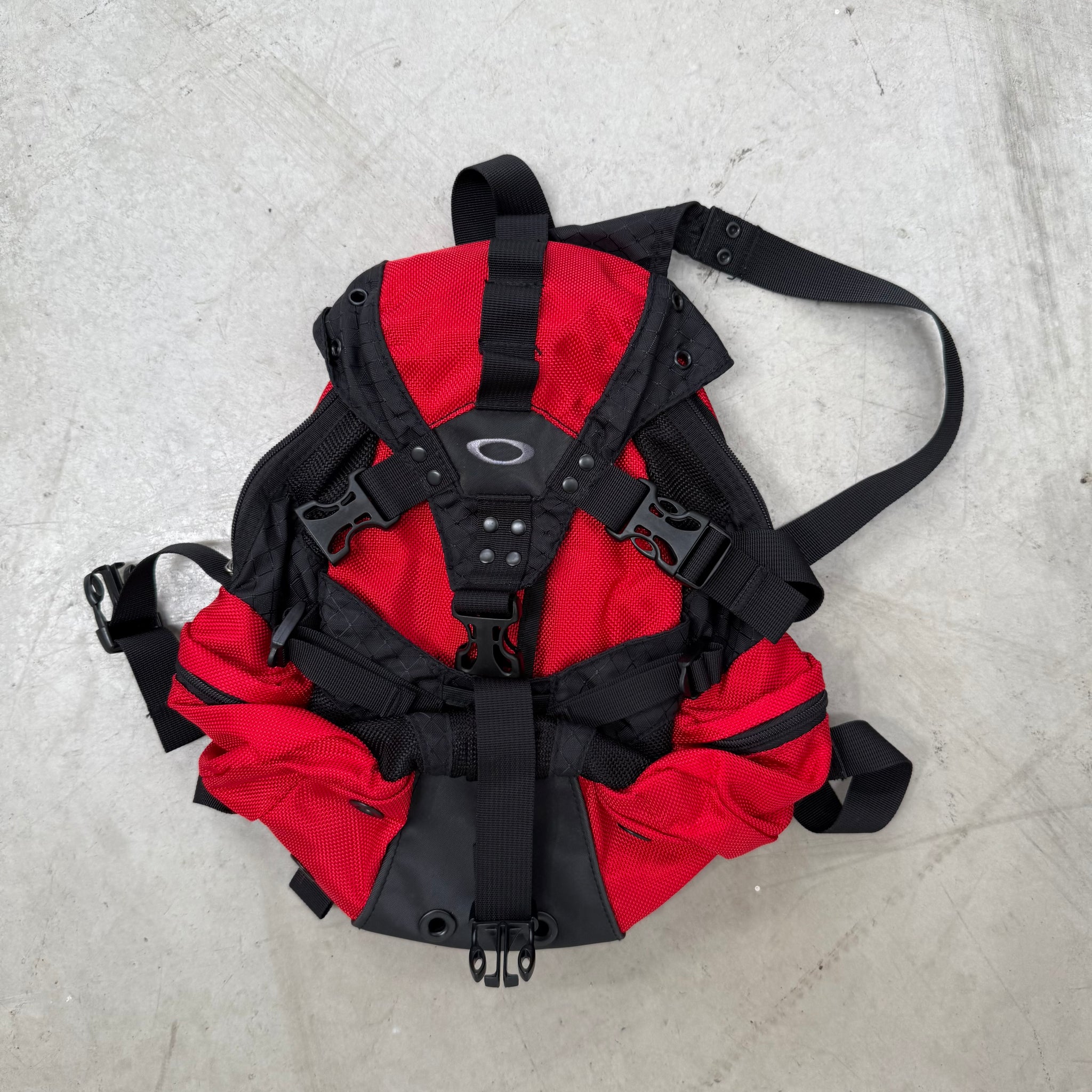 Oakley Software Vintage Black/Red Small Backpack