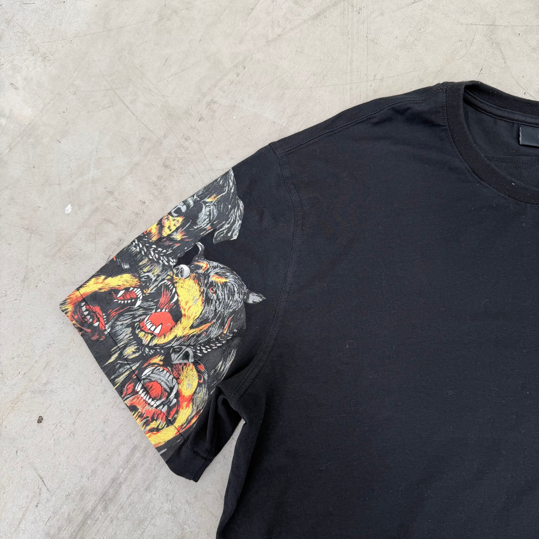 Givenchy Rottweiler Graphic Sleeve T Shirt Black (Size XL)