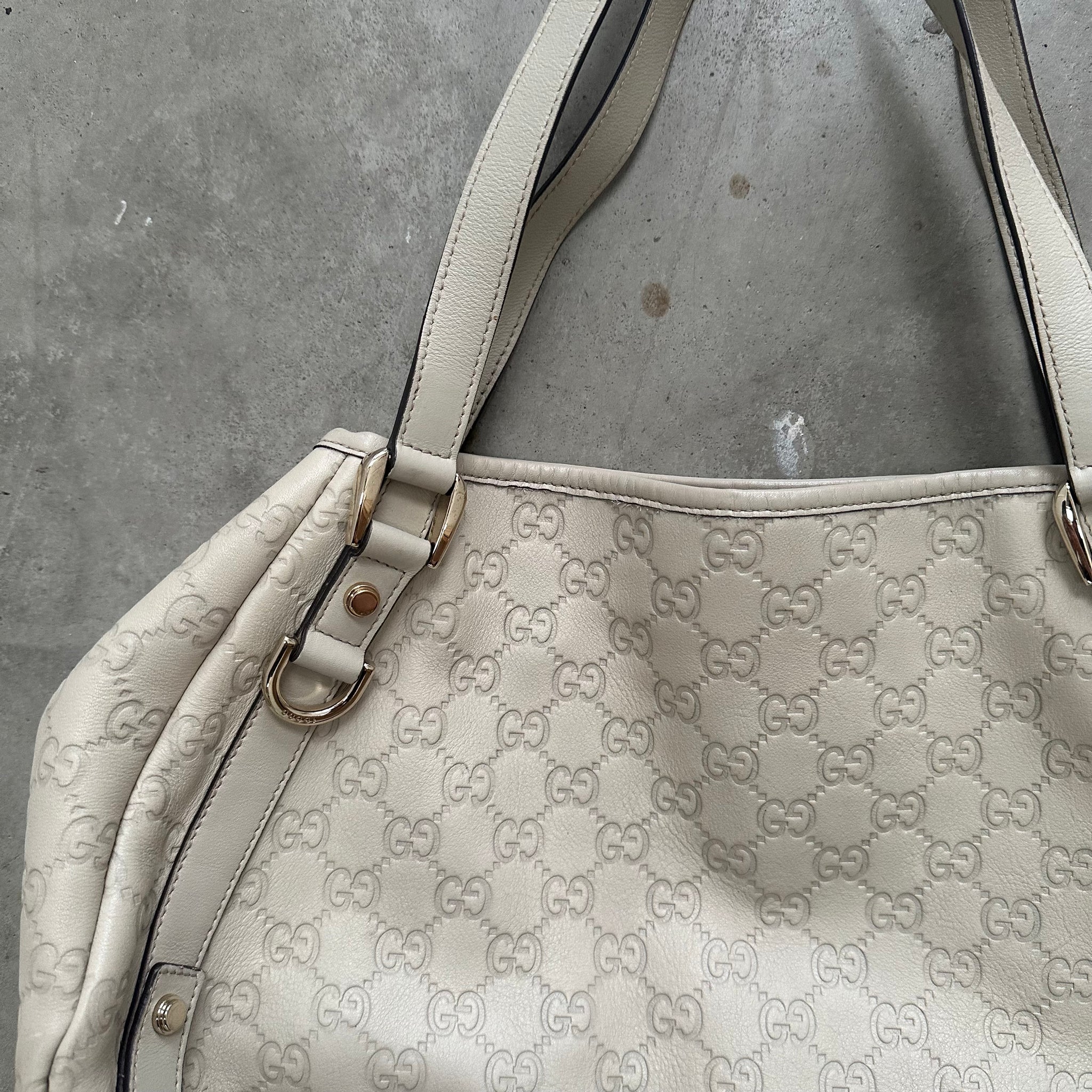 Gucci Guccissima Abbey Shoulder Tote Bag