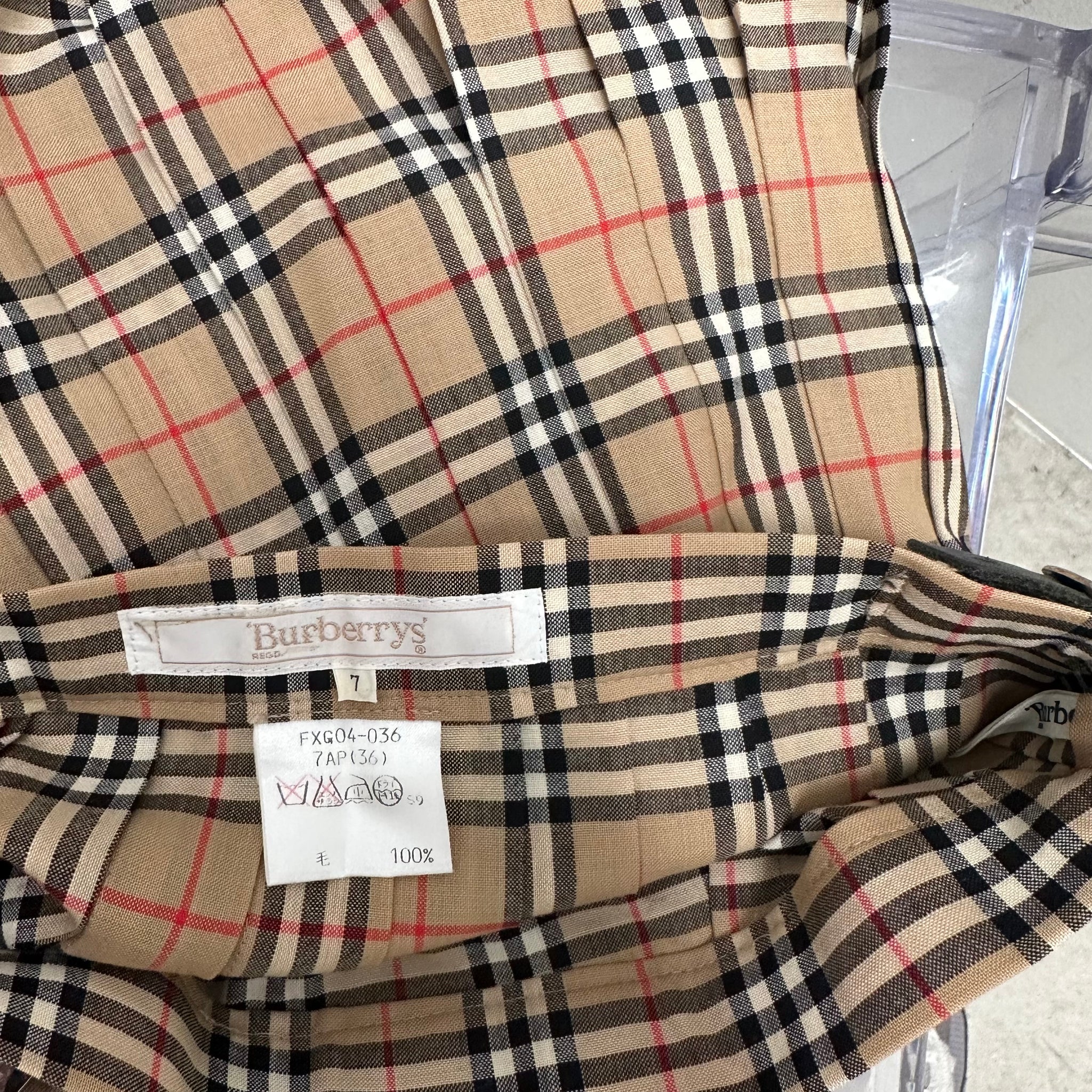 Burberry Vintage Check Print Skirt