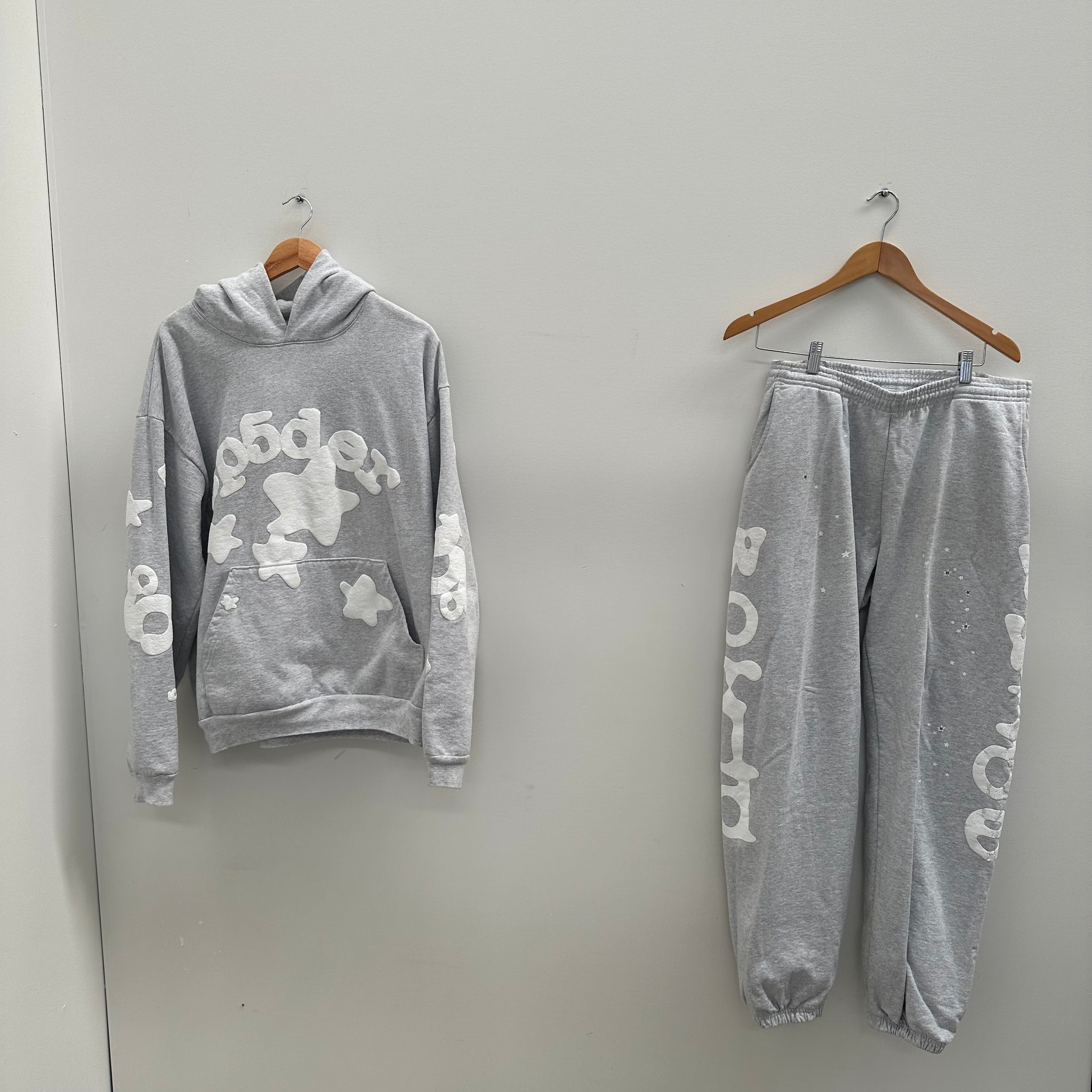 Sp5der Beluga Grey 2 Piece Set (Size XL)