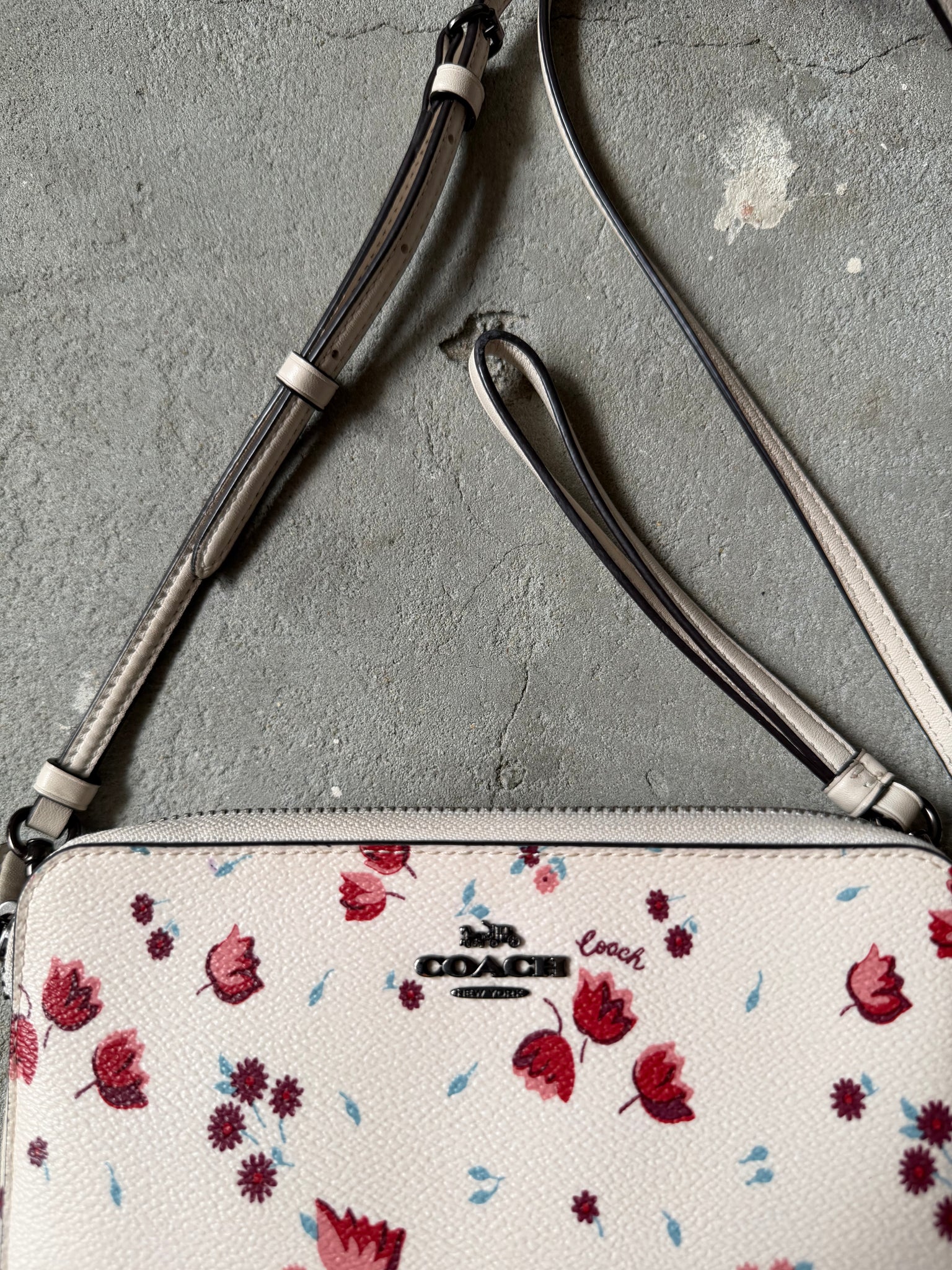 Coach Flower Kira Crossbody Bag White – Curated by Charbel