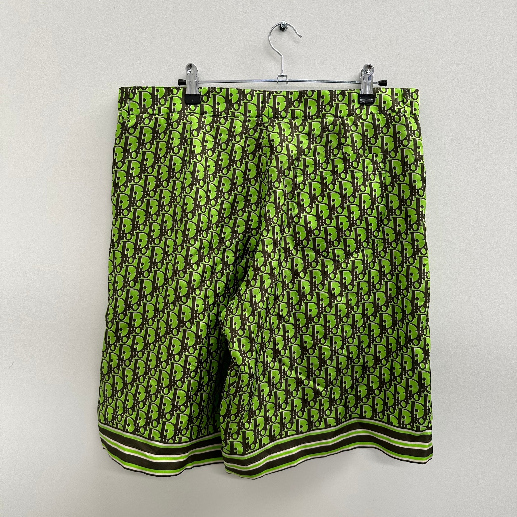Dior x Cactus Jack Dior Oblique Pixel Bermuda Shorts Fluorescent Green/Khaki