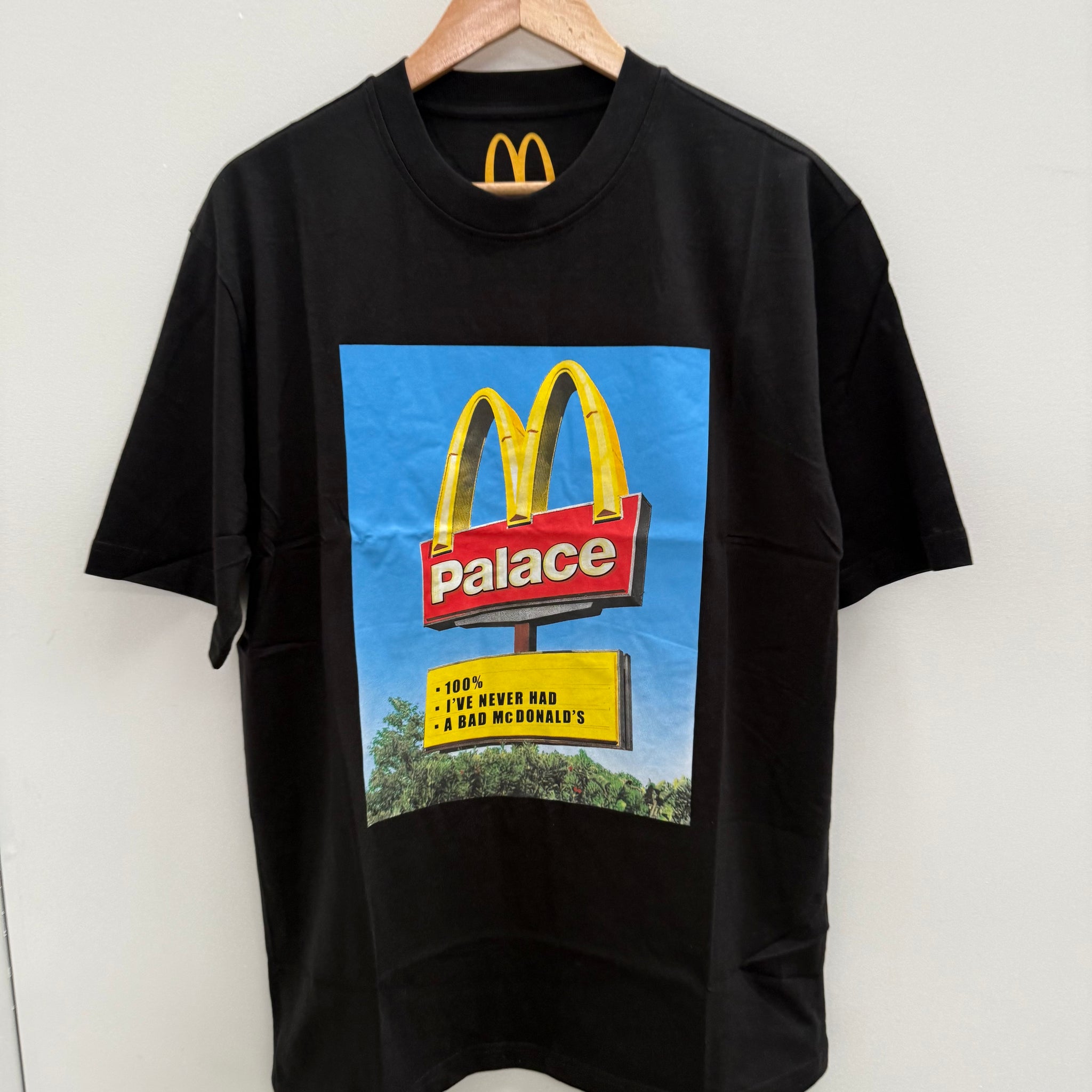 Palace x McDonald's Logo Black Sign T Shirt (Size L)
