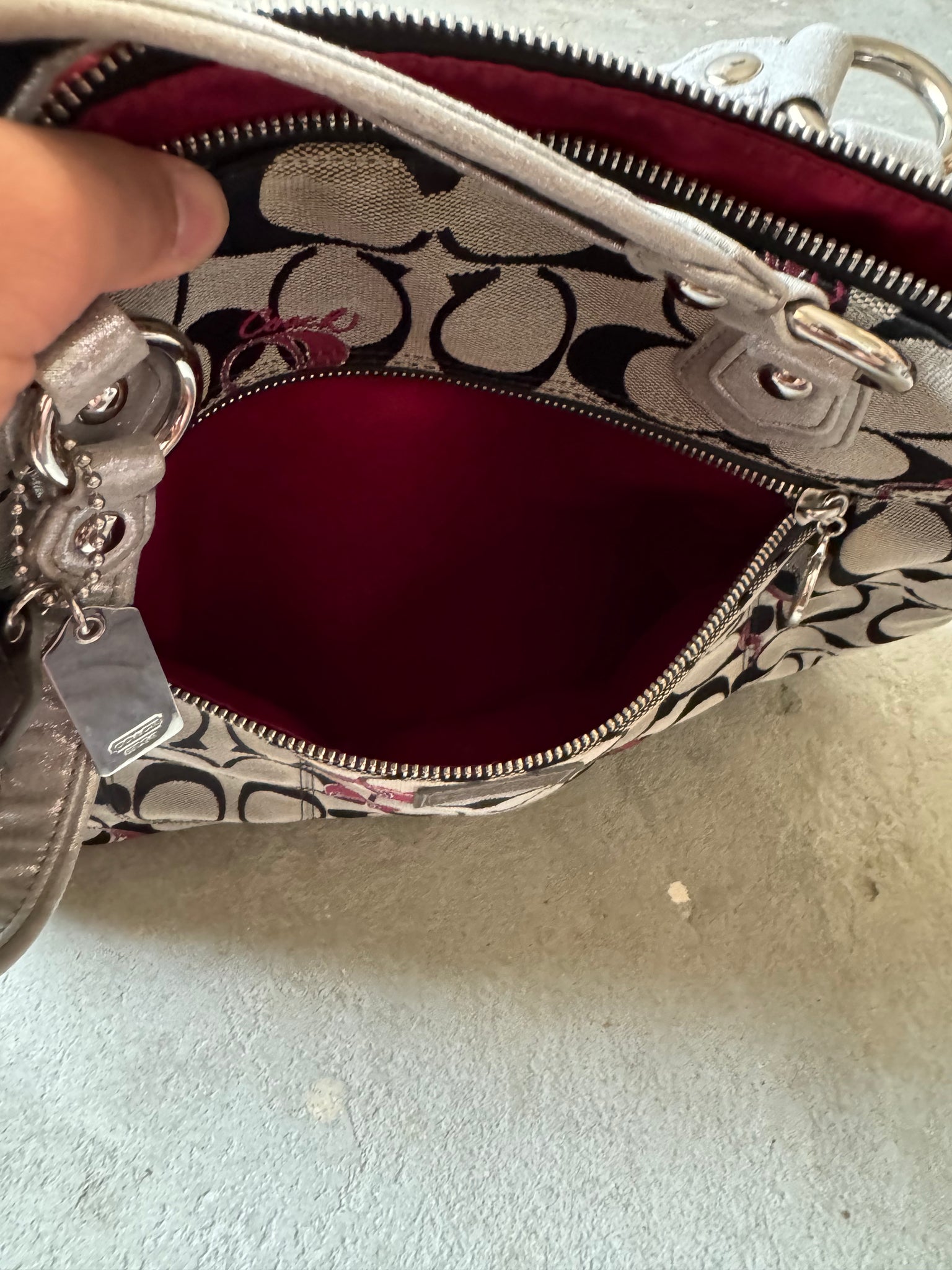 Coach Poppy Signature Red Heart Tote Bag Black/Silver
