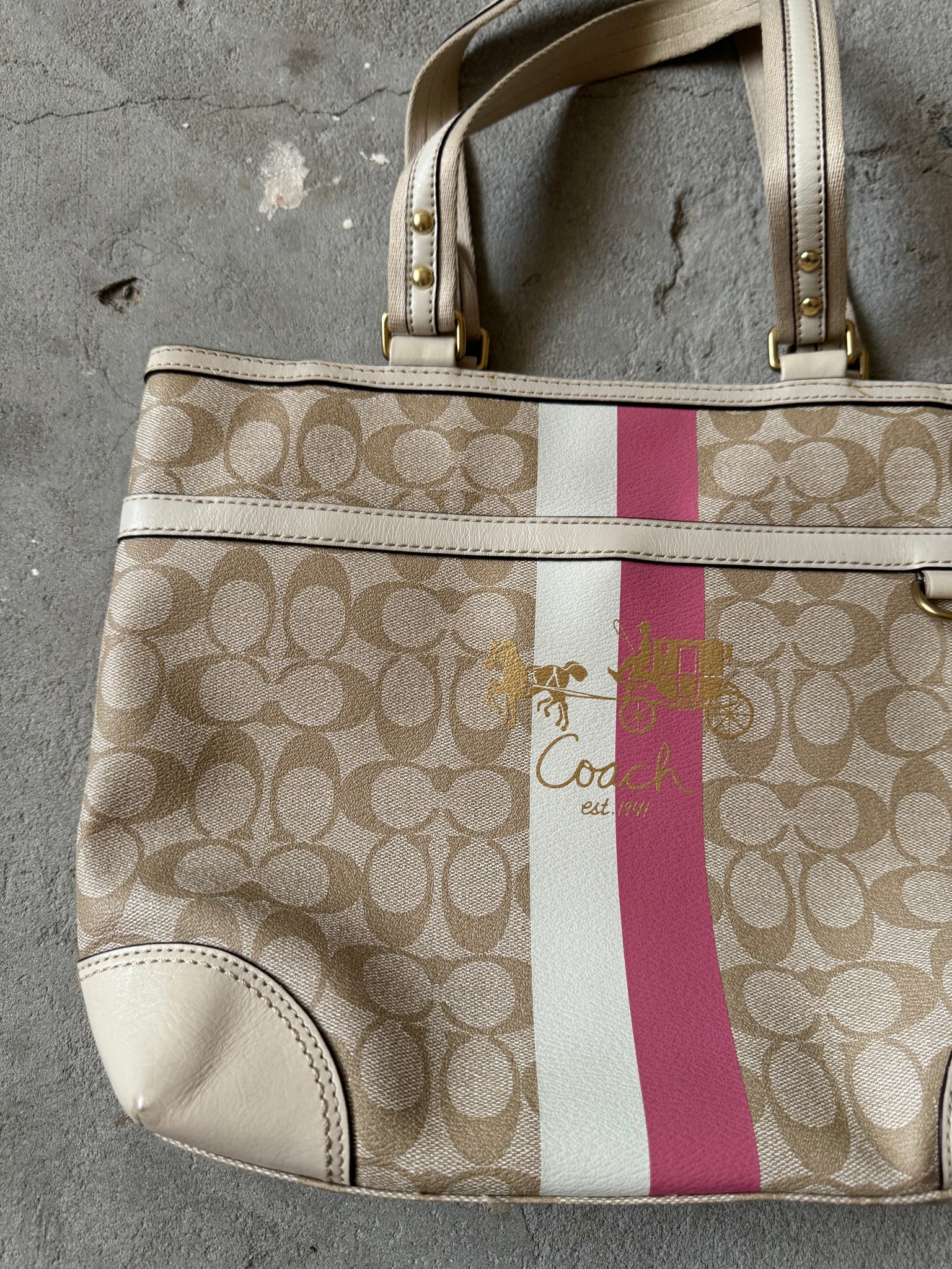 Coach Signature Chelsea Heritage Tote Bag Beige/Pink