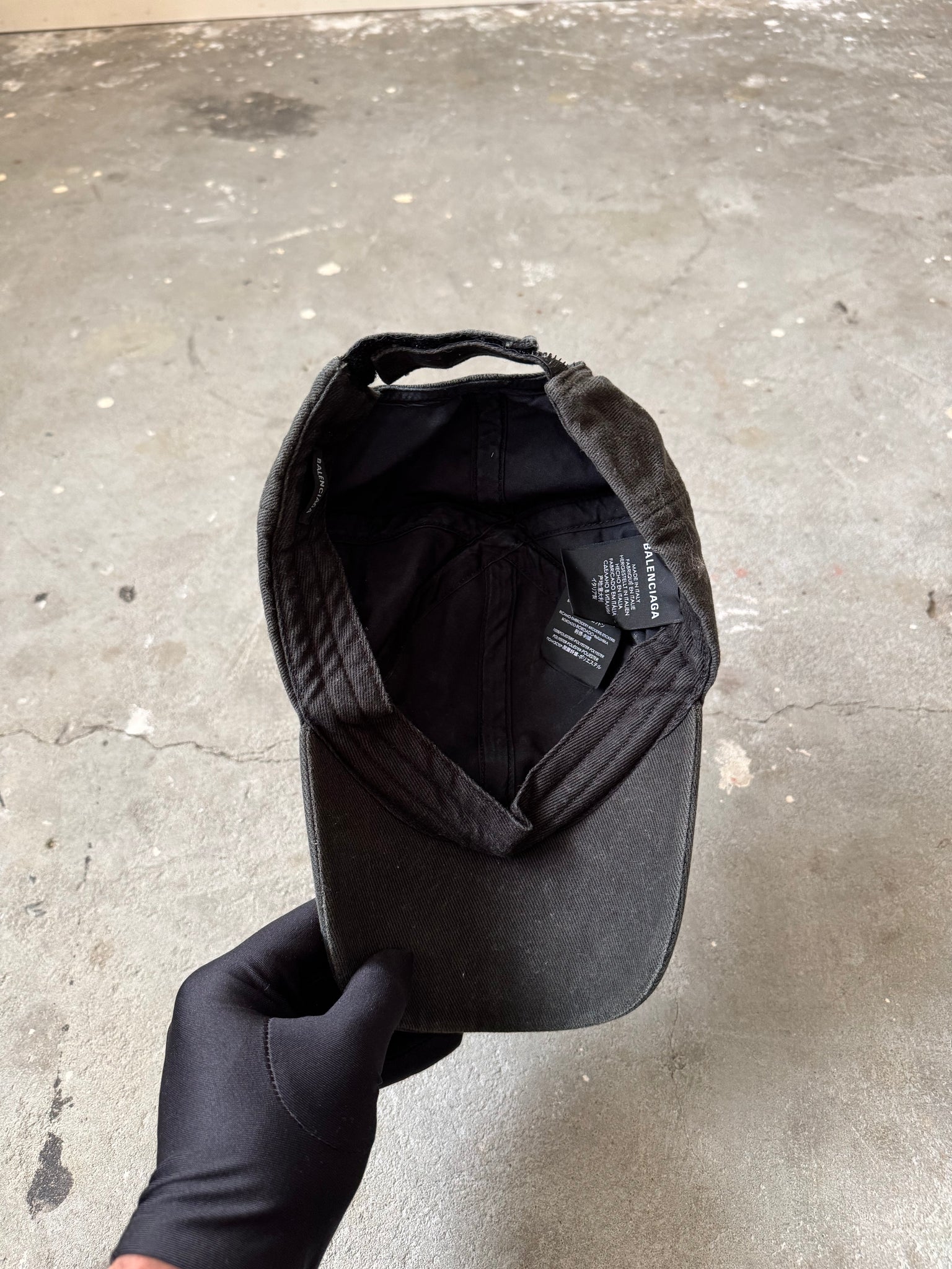 Balenciaga Gym Wear Embroidered Logo Hat Black