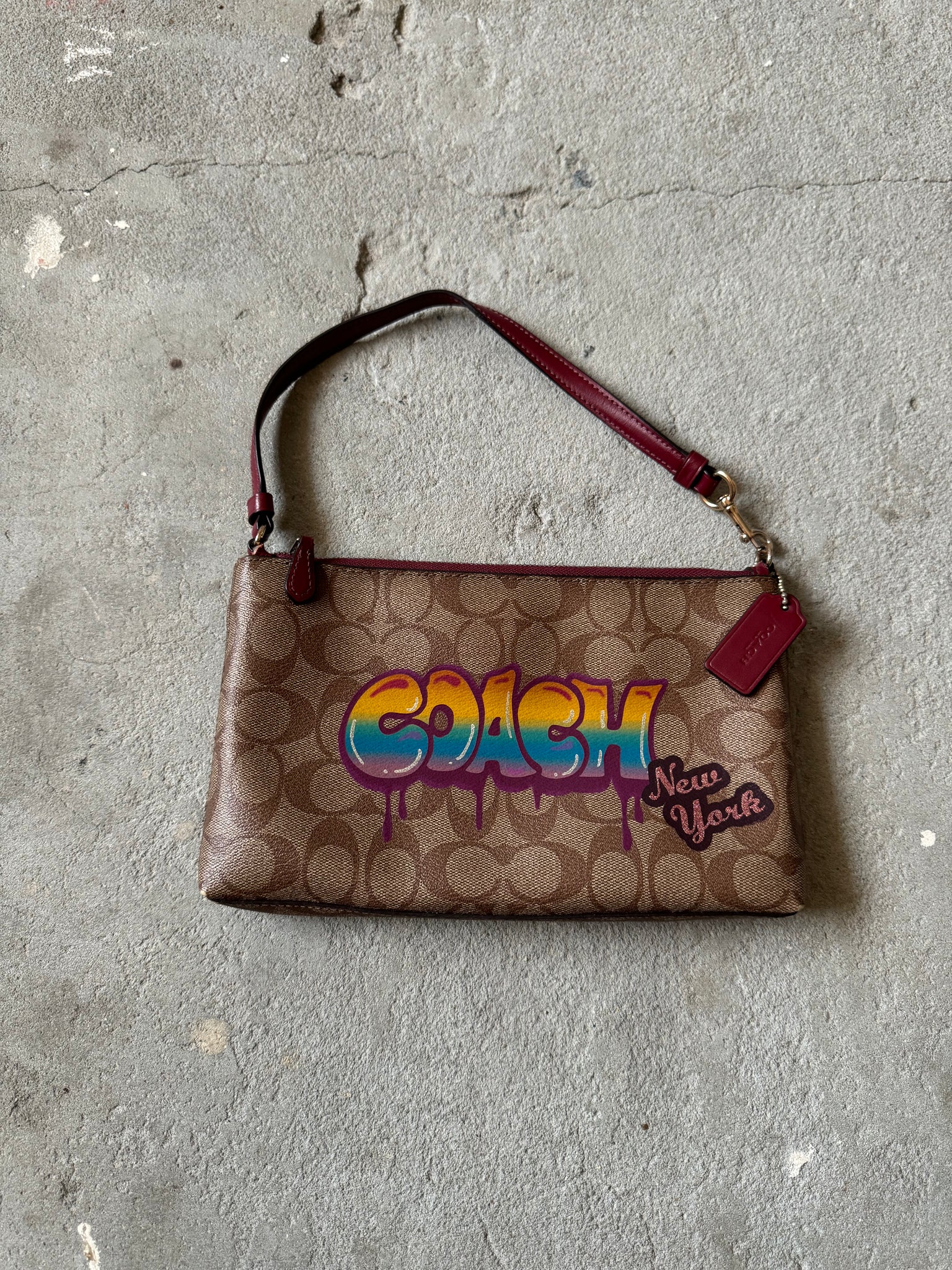Coach Signature Canvas Graffiti ShoulderBag