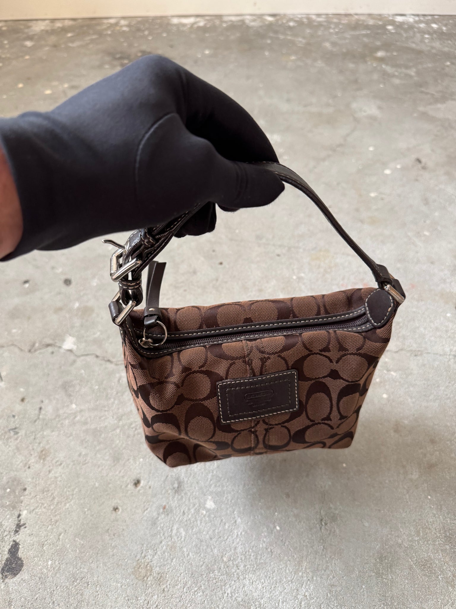 Coach Signature Mini Hobo Shoulder Bag Brown/Black