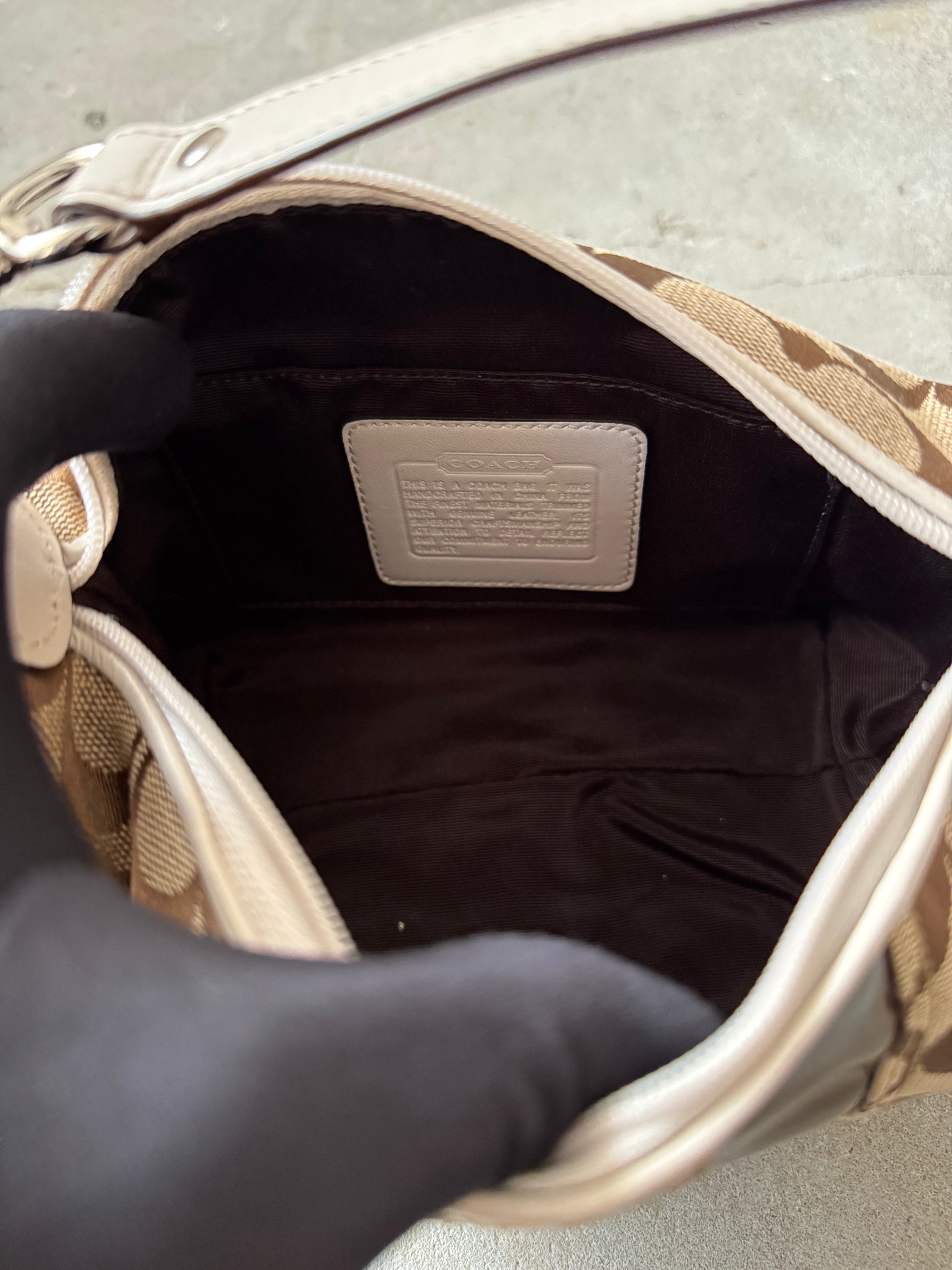 極美品】 COACH Patchwork Signature Hobo bag Coach black patchwork 