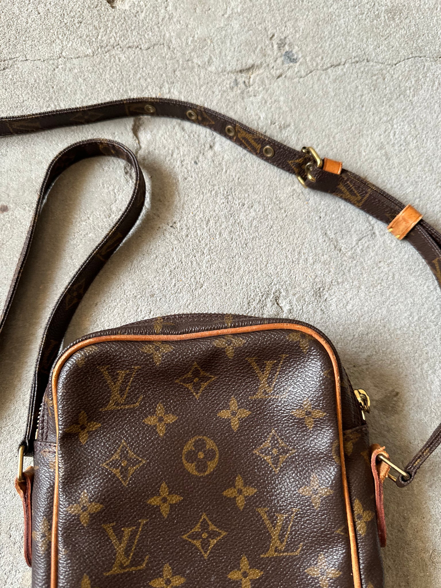 Louis Vuitton Monogram Amazon Shoulder Bag Brown