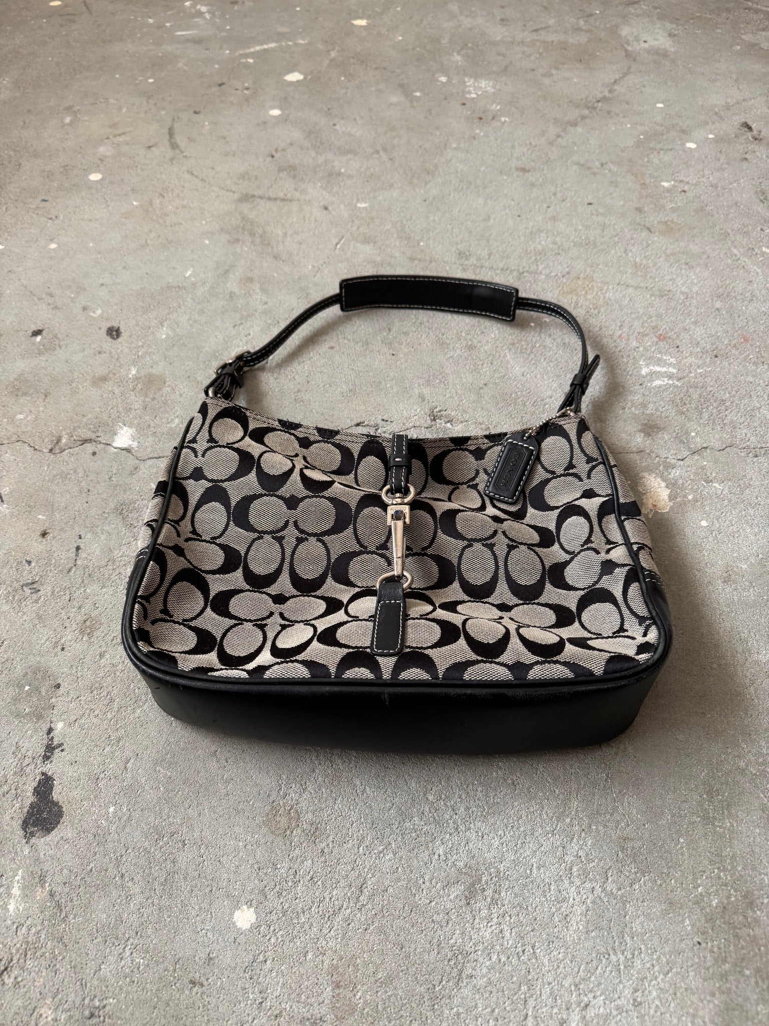 Coach Hobo Signature Clip Canvas Handbag Grey/Black