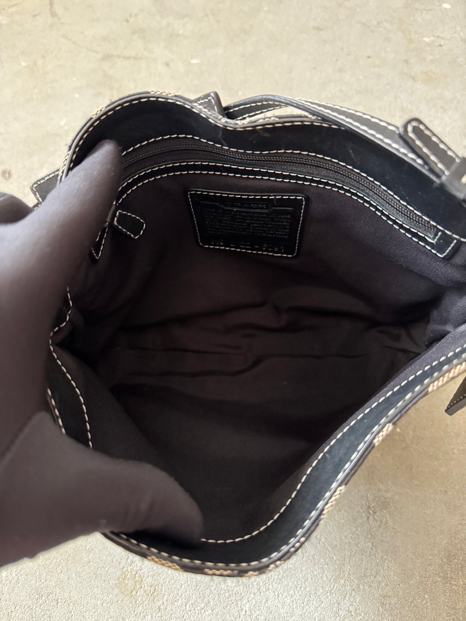 Coach Hobo Signature Clip Canvas Handbag Grey/Black