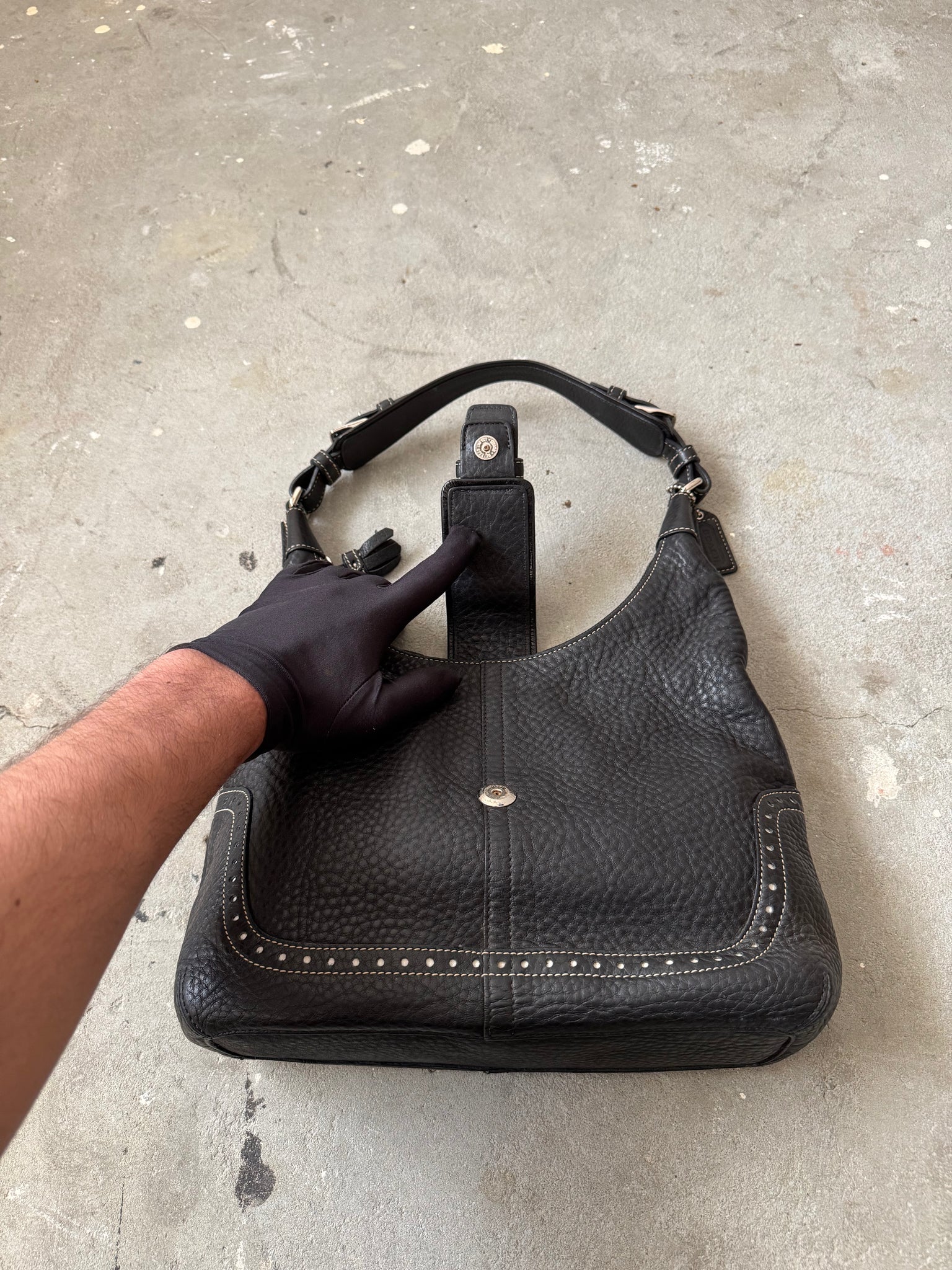Coach Leather Hampton Hobo Shoulder Bag Black