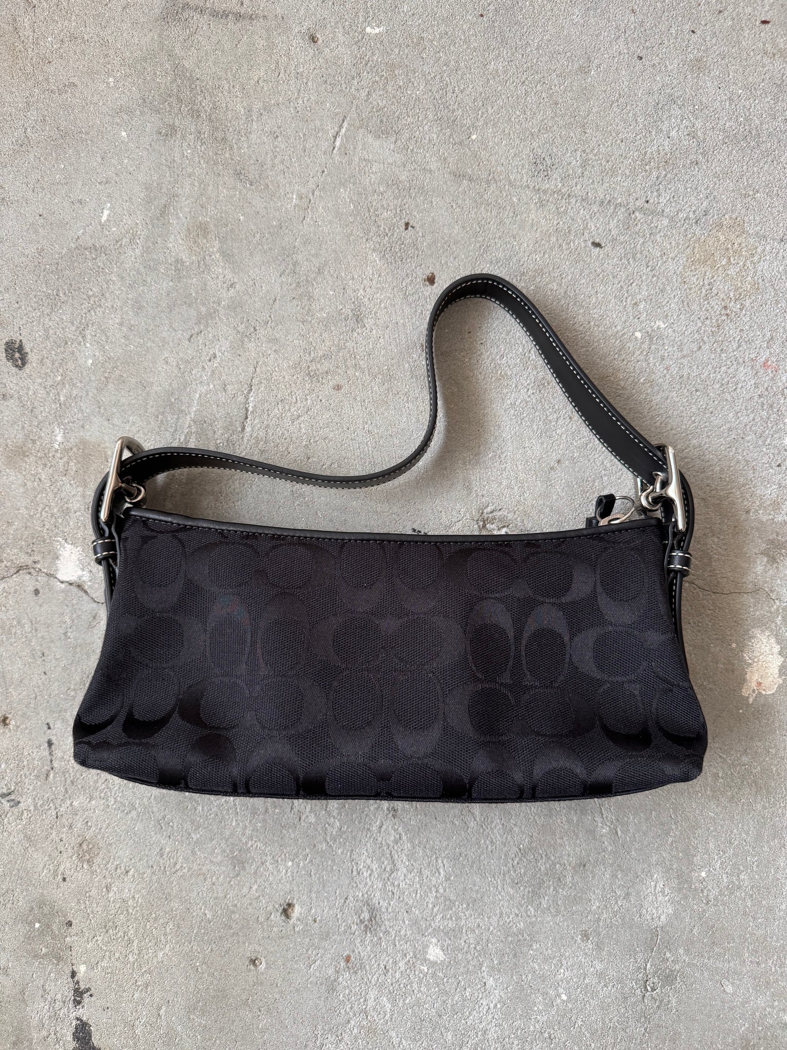 Coach Signature Hampton Baguette Shoulder Bag Black