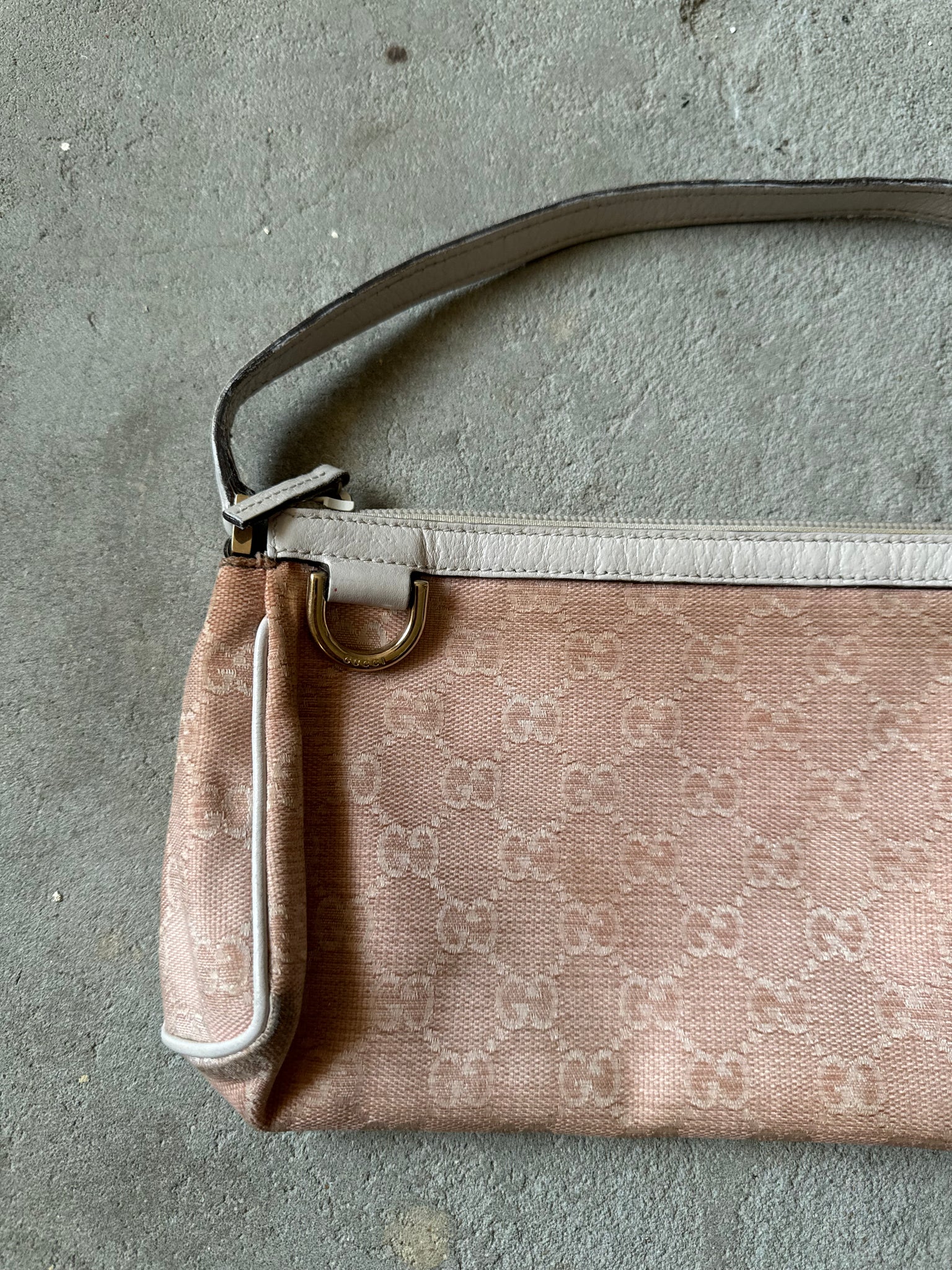 Gucci GG Monogram Shoulder Bag Pink