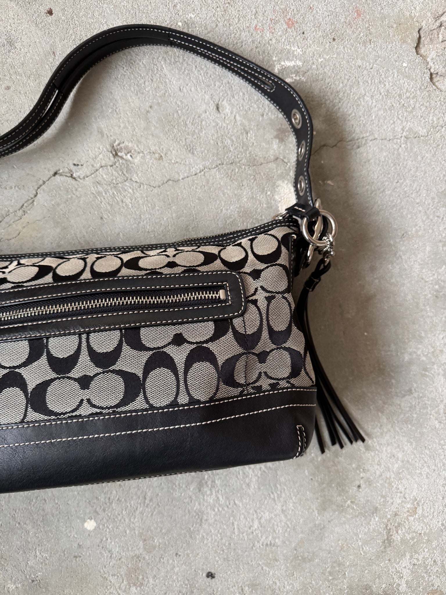 Coach Signature East West Shoulder Bag Grey/Black