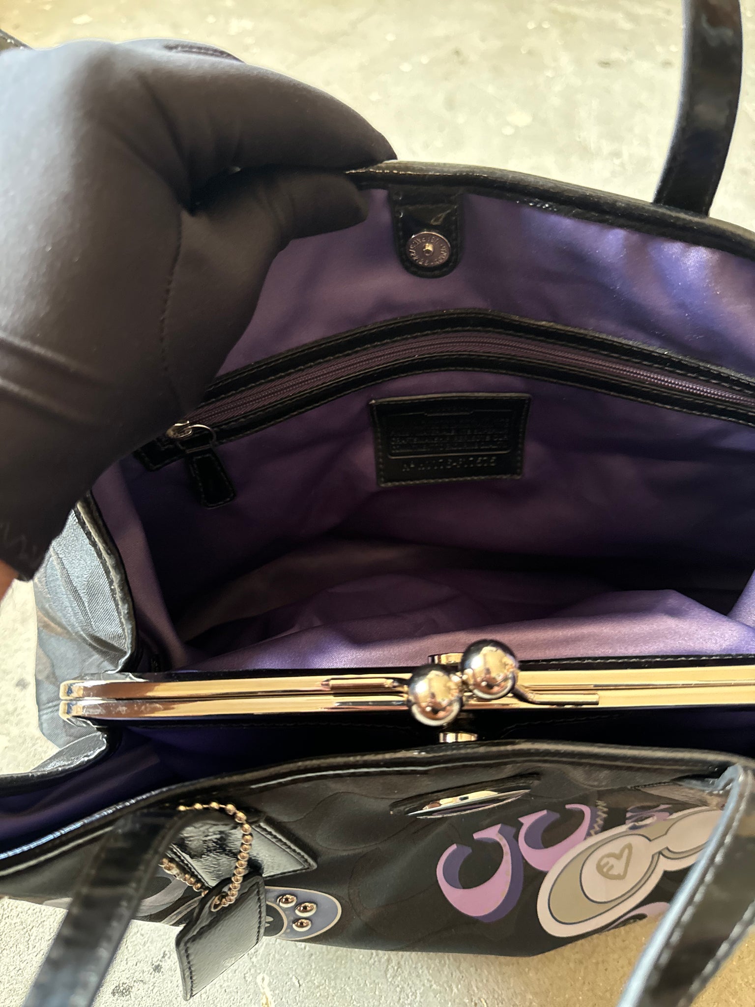 Coach Black Signature C Graffiti Optic Kiss HandBag Black