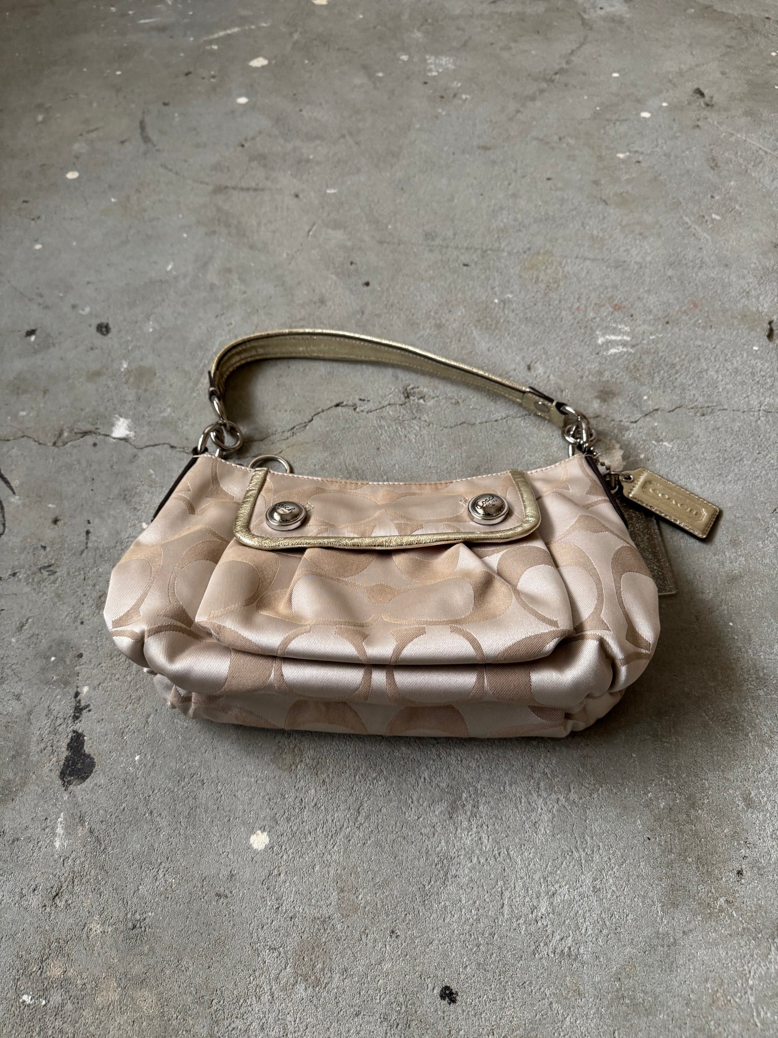 Coach 2Way Signature Shoulder Bag Cream/Gold