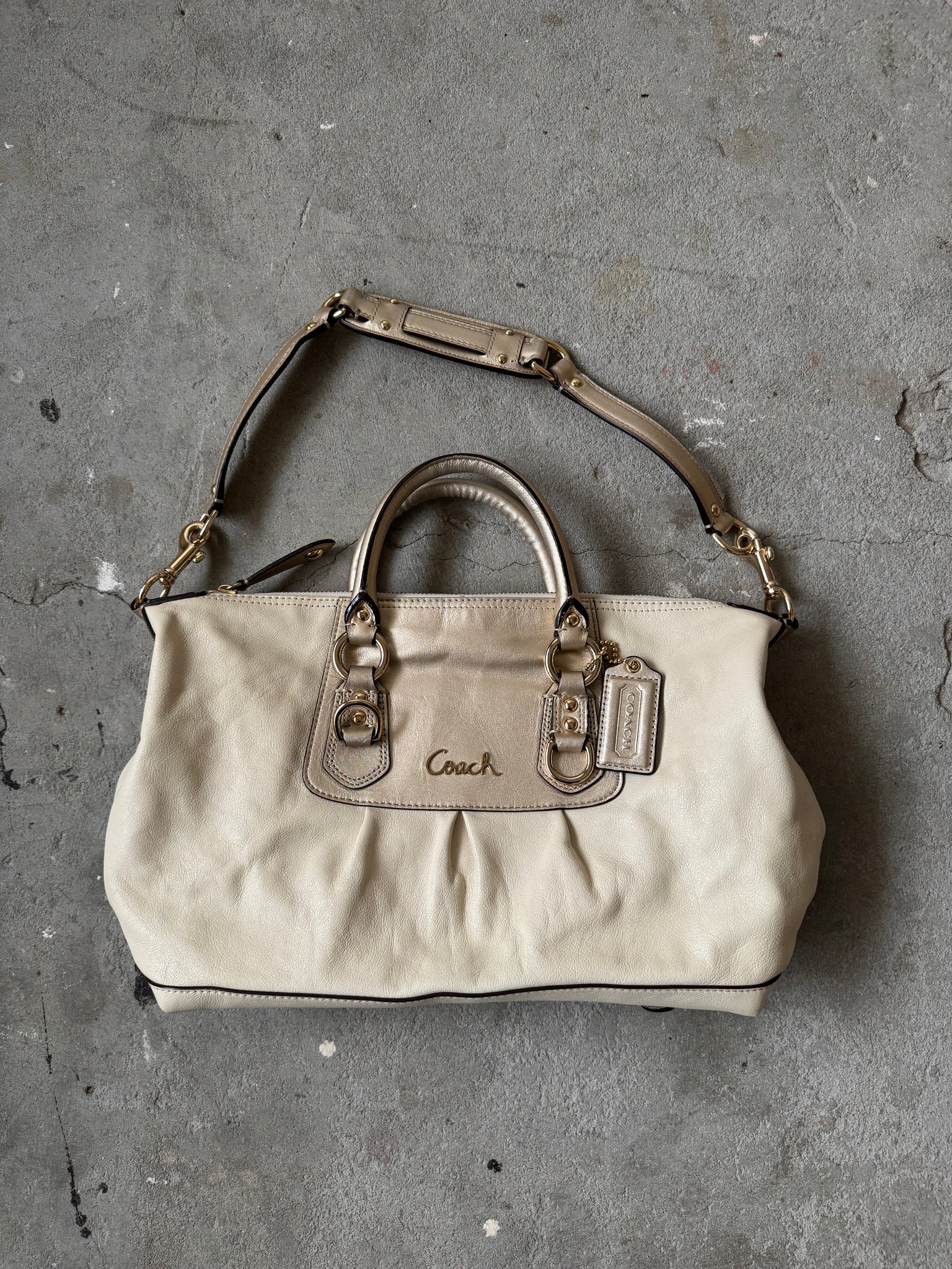 Coach 2Way Ashley Leather HandBag Ivory