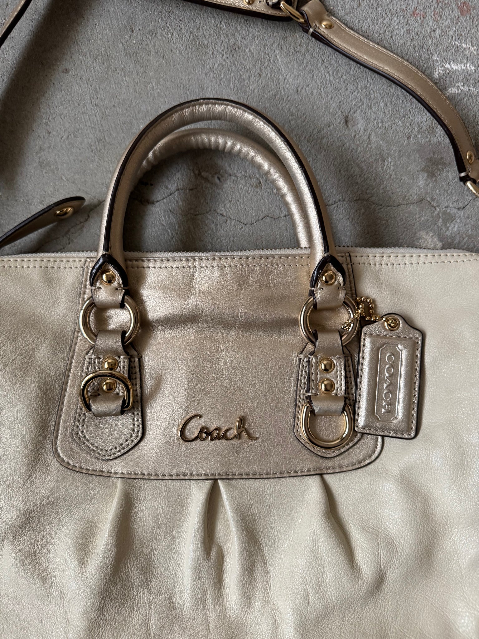 Coach 2Way Ashley Leather HandBag Ivory