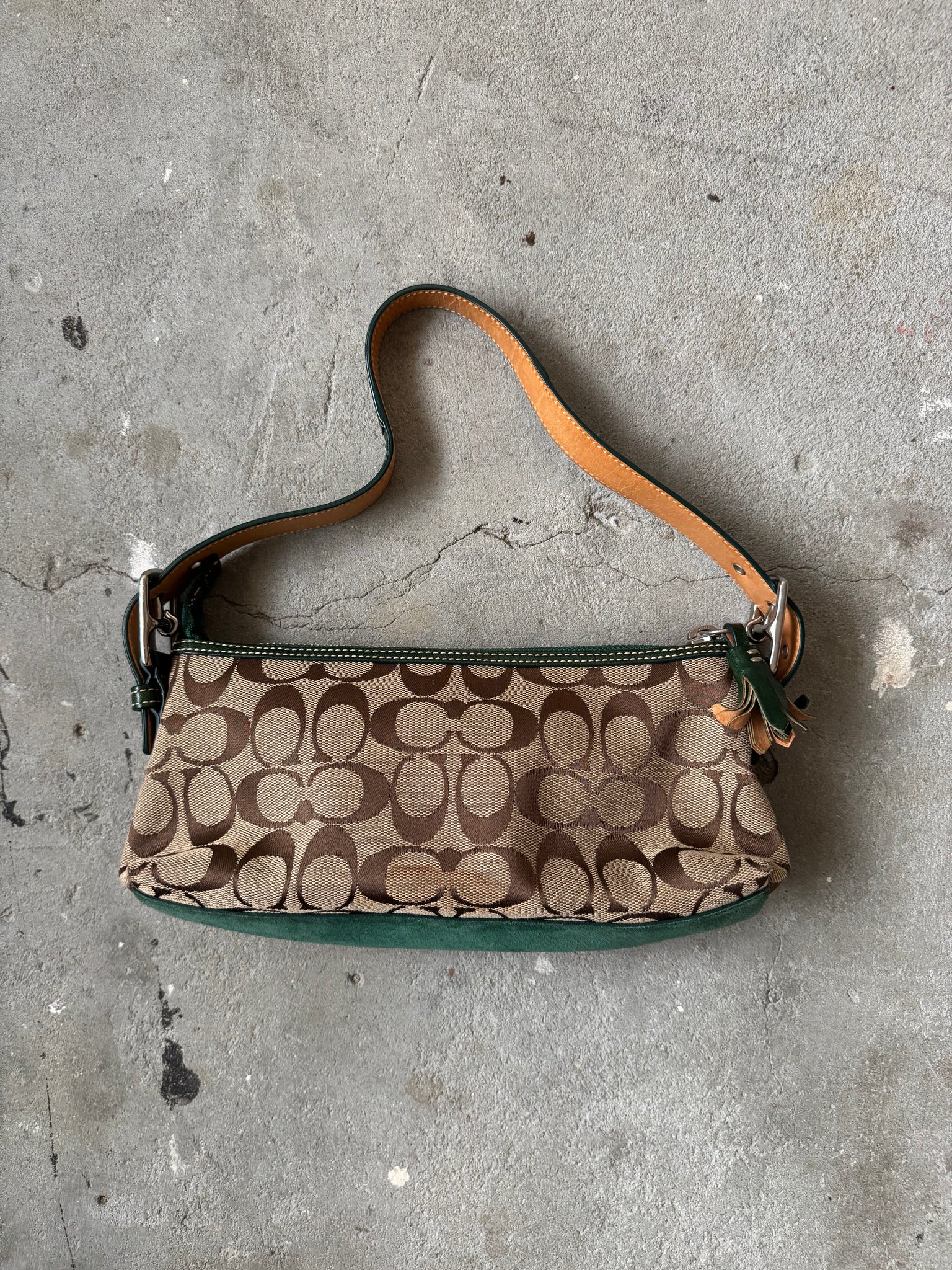 Coach Signature Hampton Strip Baguette Shoulder Bag Beige/Green