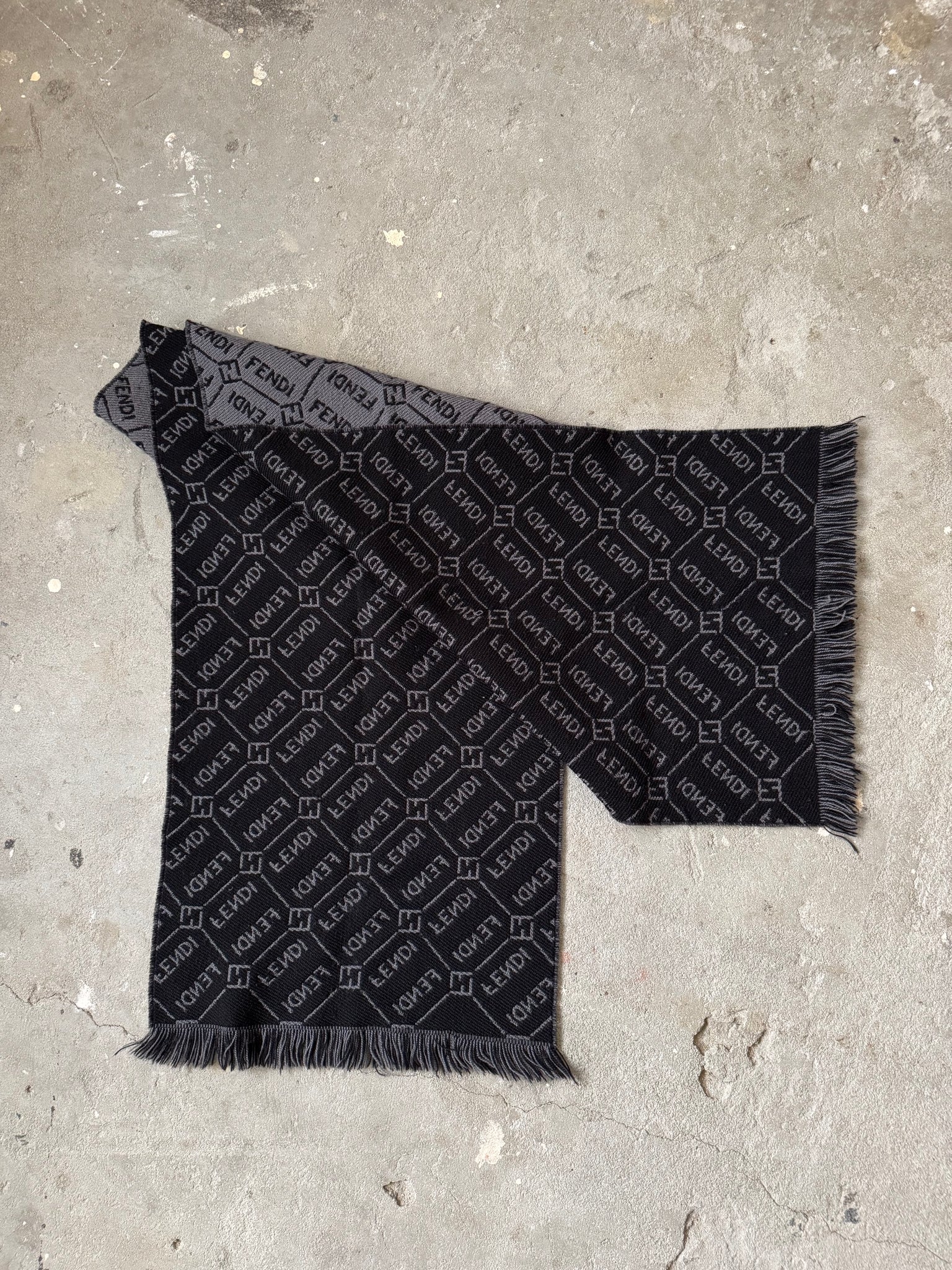 Fendi FF Logo Wool Scarf Grey/Black