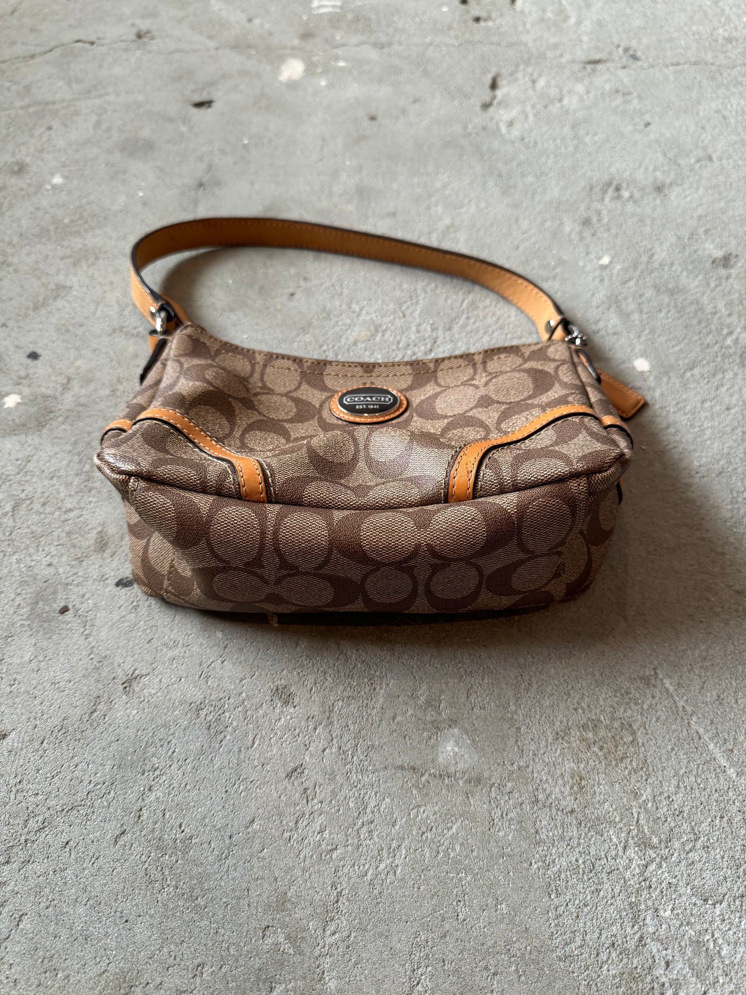 Coach Signature Sufflette leather ShoulderBag Beige