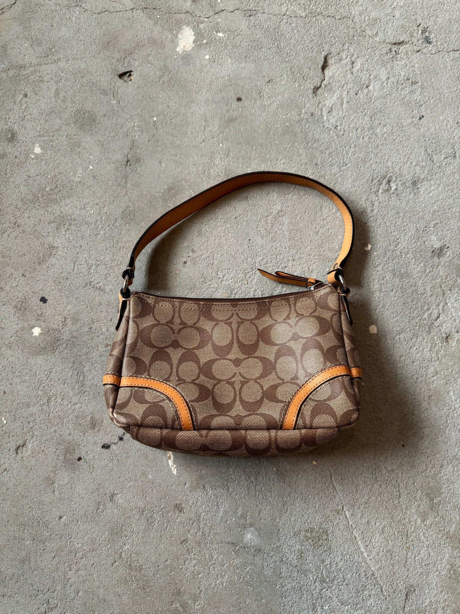 Coach Signature Sufflette leather ShoulderBag Beige