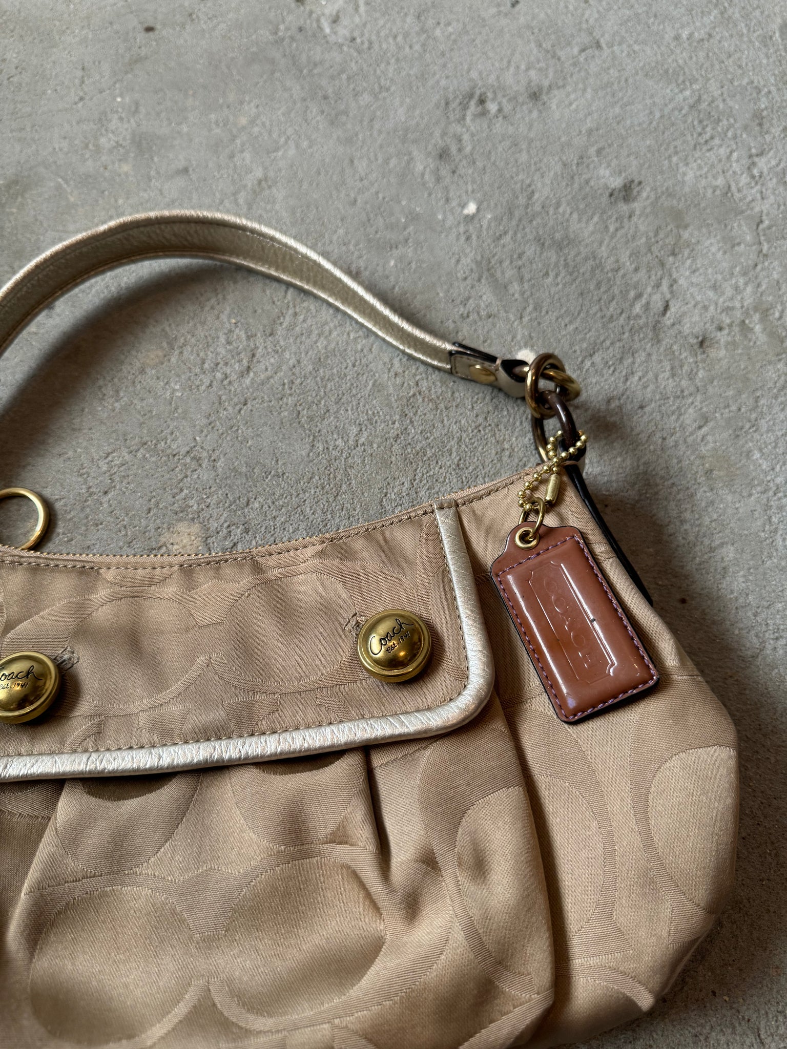 Coach Signature ShoulderBag Beige