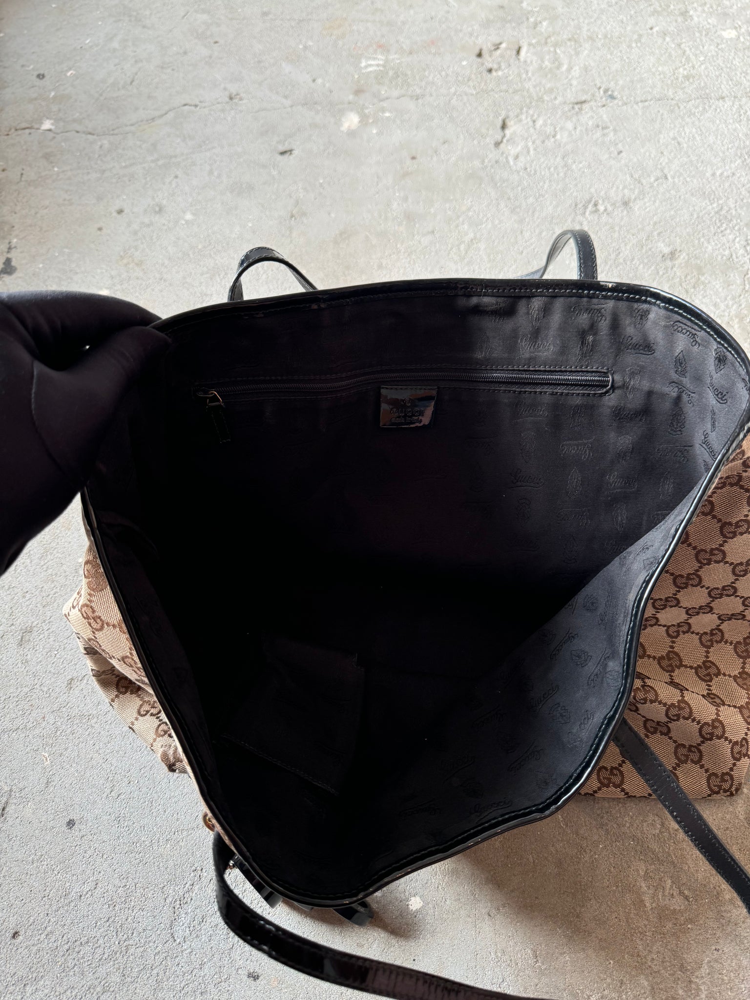 Gucci GG Monogram Canvas Jolie Tote Bag Black/Beige