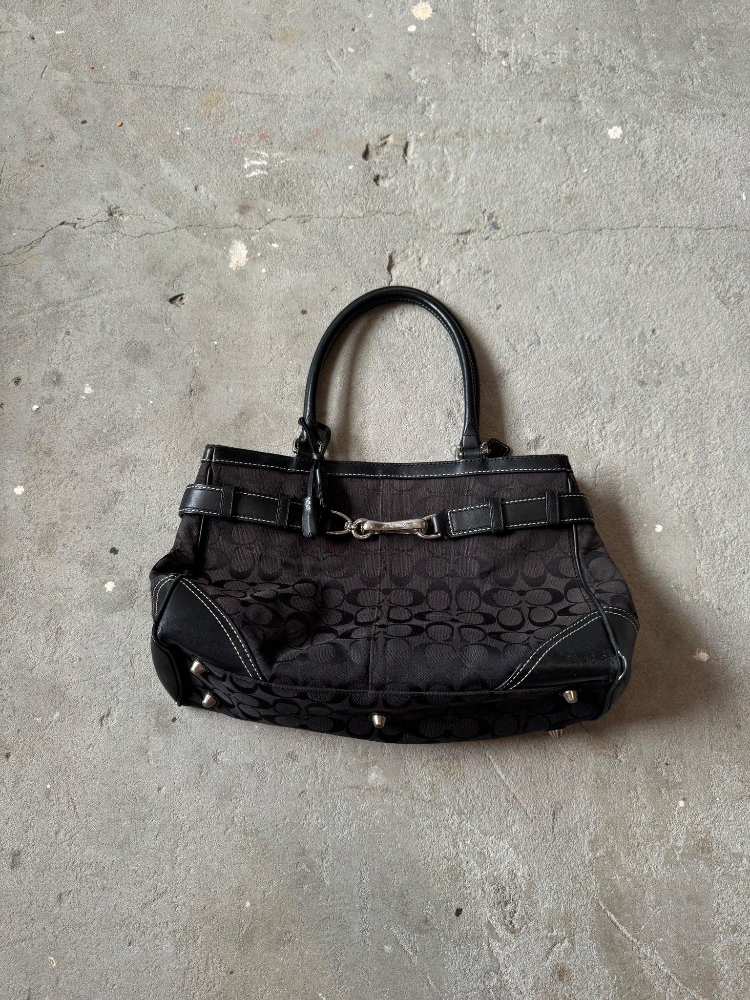 Coach Hampton Signature HandBag Black