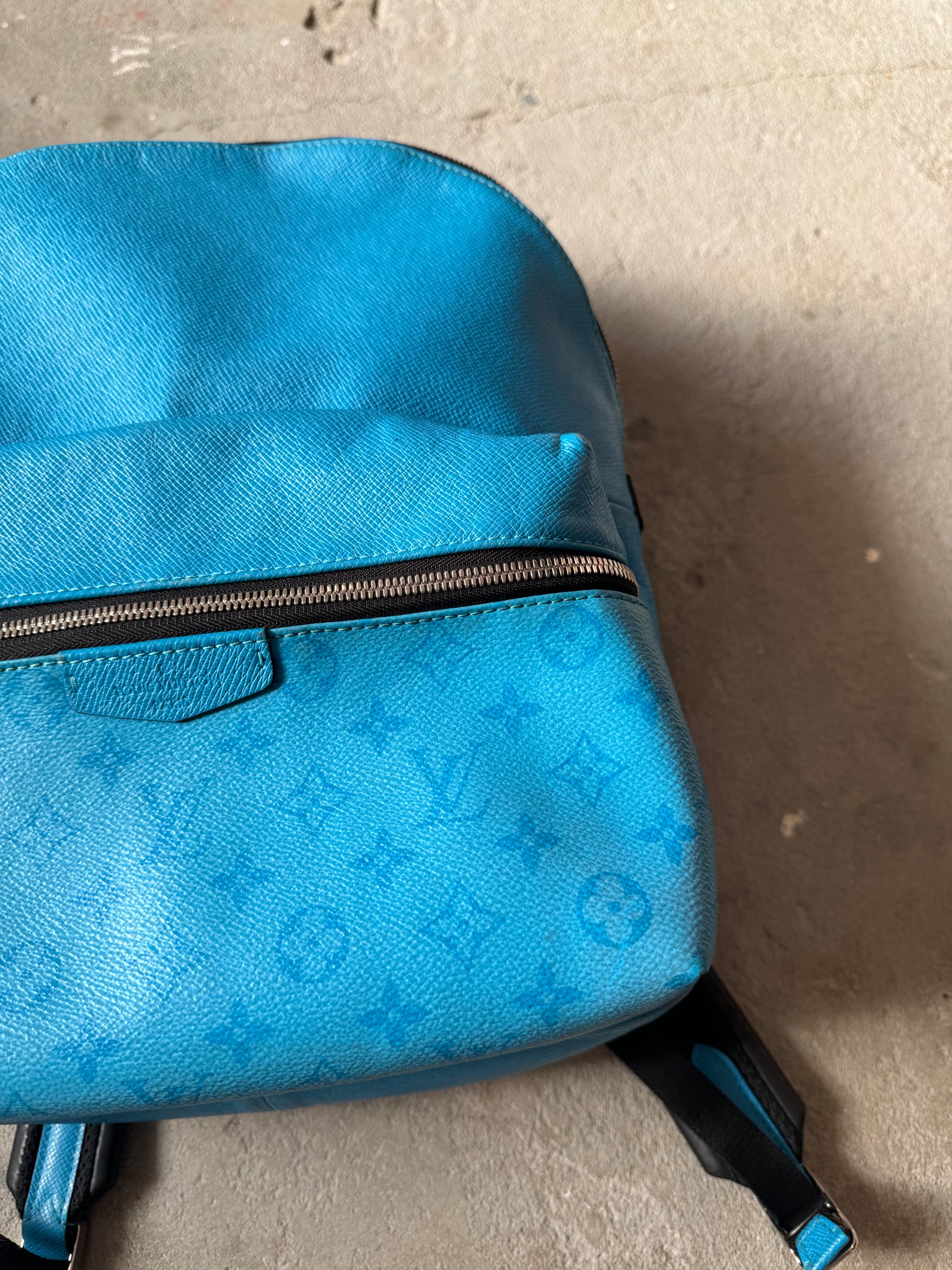 Louis Vuitton Monogram Discovery Backpack PM Lagoon Blue