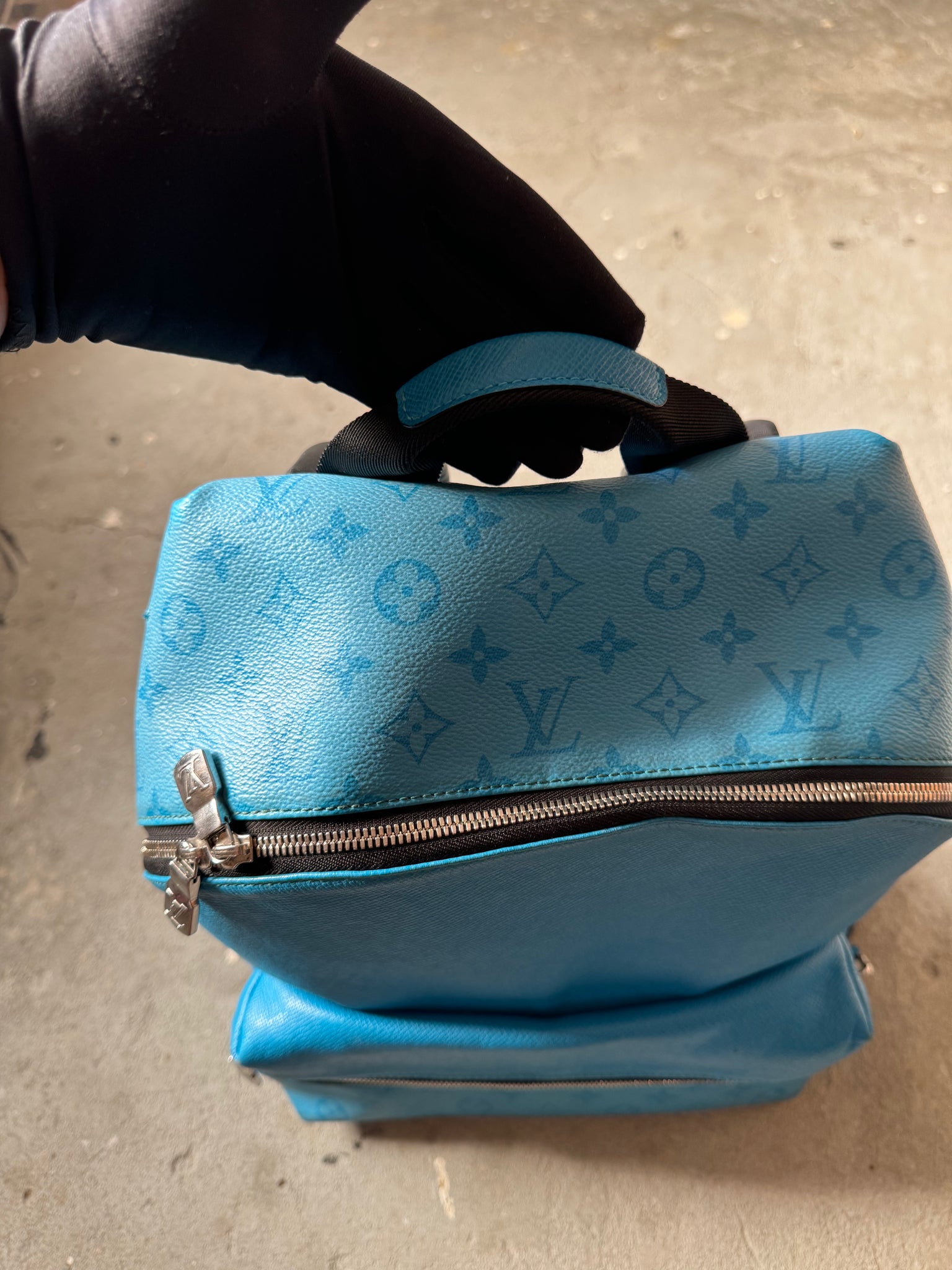 Louis Vuitton Monogram Discovery Backpack PM Lagoon Blue