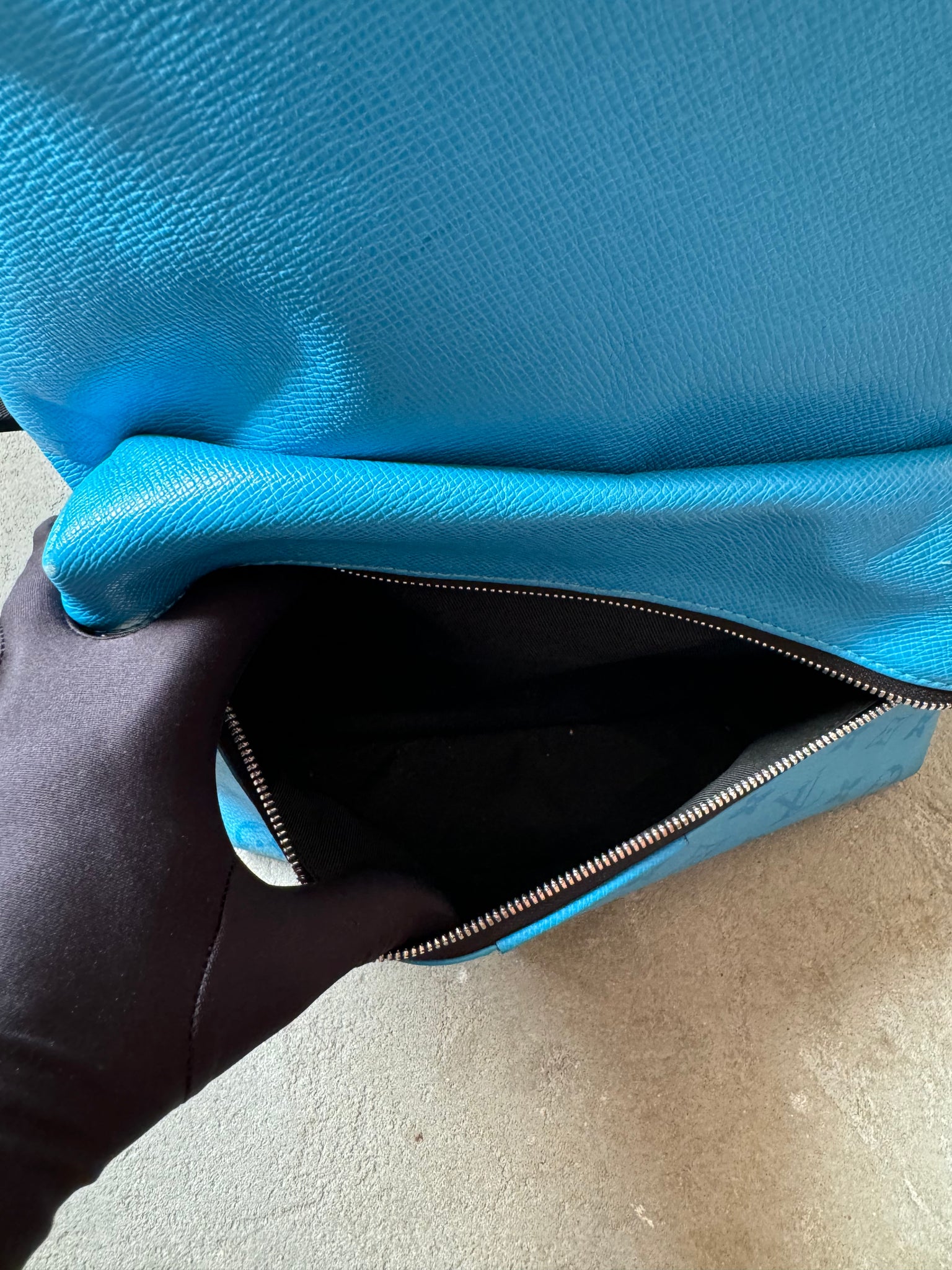 Louis Vuitton Monogram Discovery Backpack PM Lagoon Blue