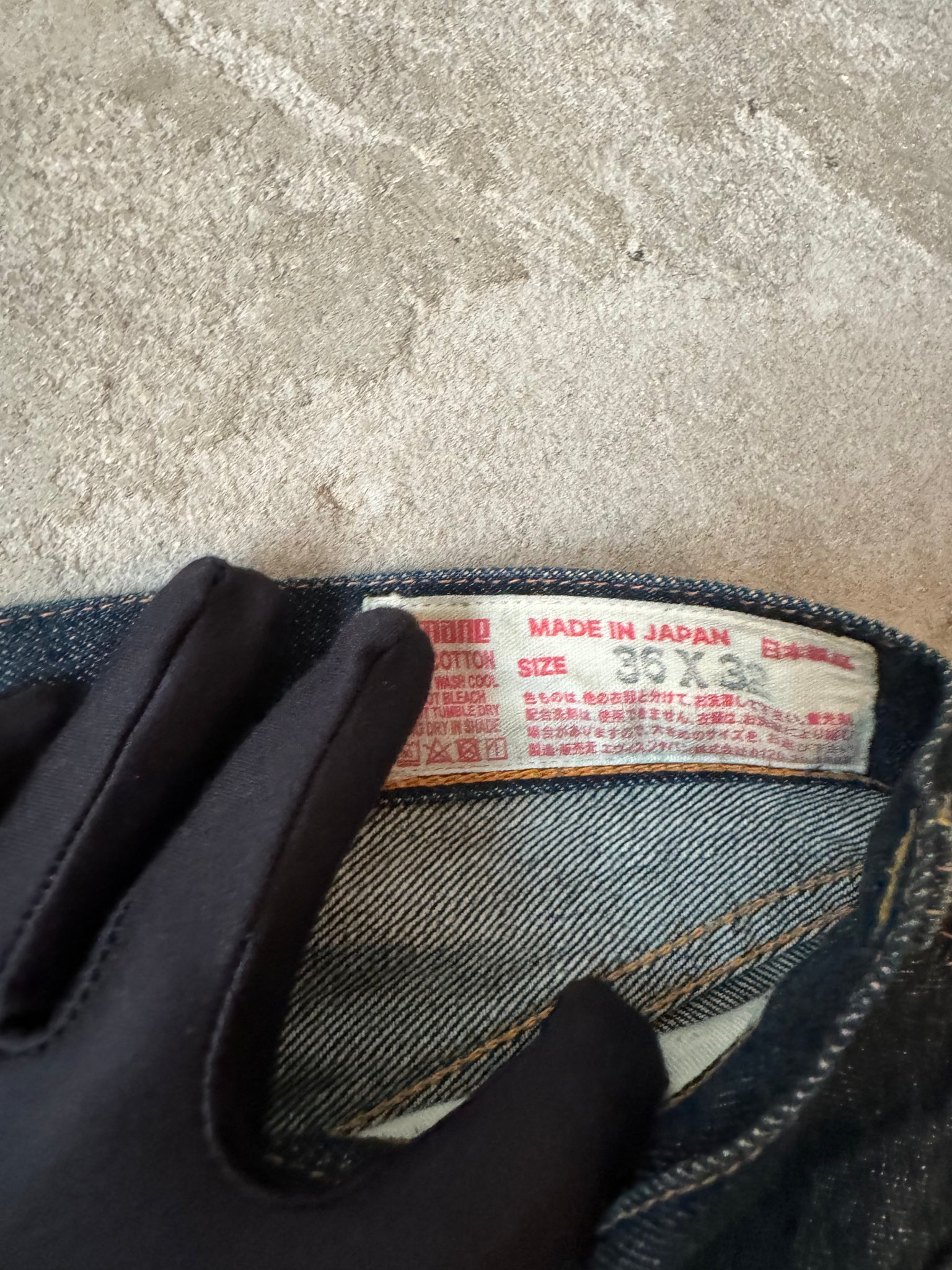 Evisu Denim Jean Lot 2000 M Logo Exclusive (Size 36x32)