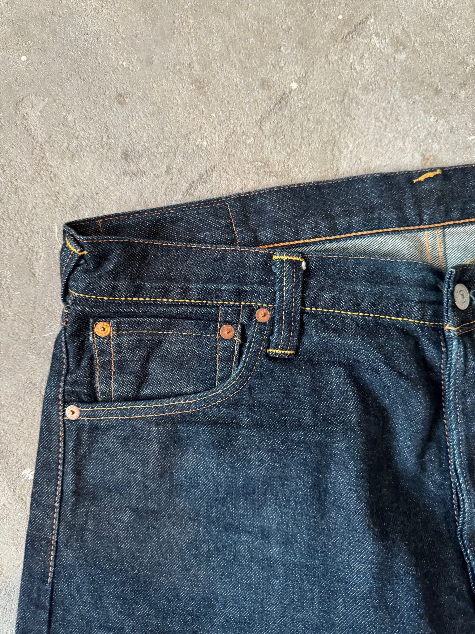 Evisu Denim Jean Lot 2000 M Logo Exclusive (Size 36x32)